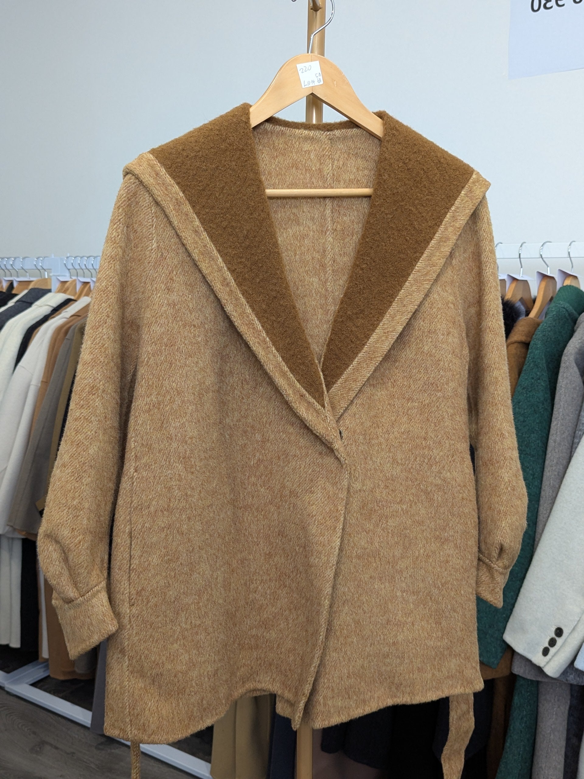220 68% Wool Coat Yellow L 10-12