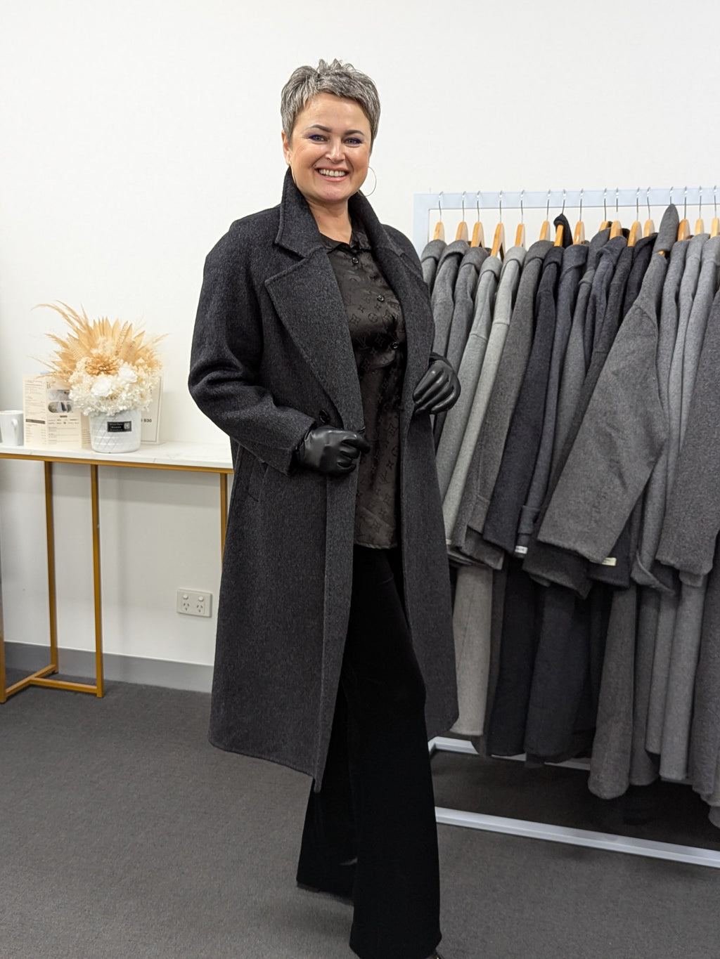 010 100% Wool Charcoal