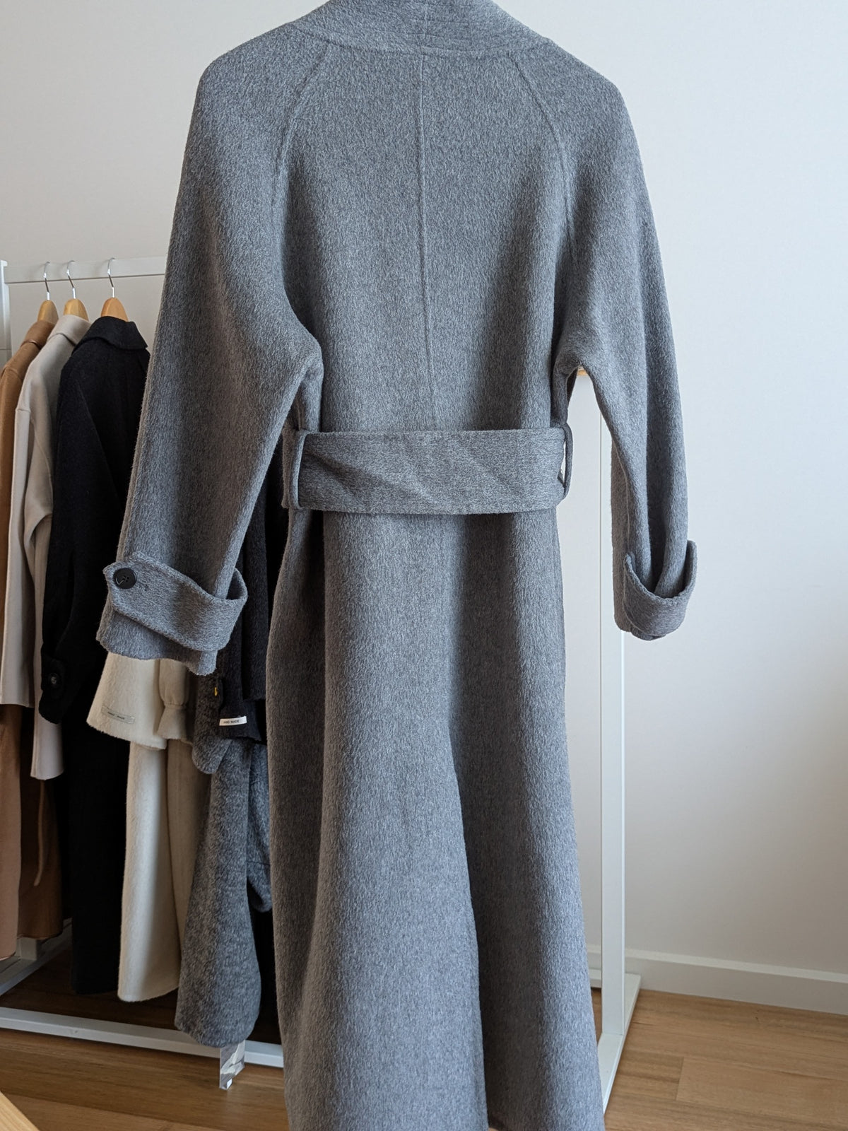 222 70% Wool Coat Grey L 12-16
