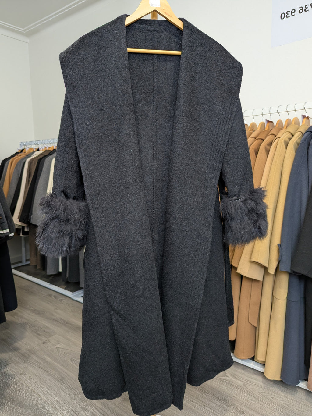141 100% Wool Coat Charcoal M 8-12 Fur trim