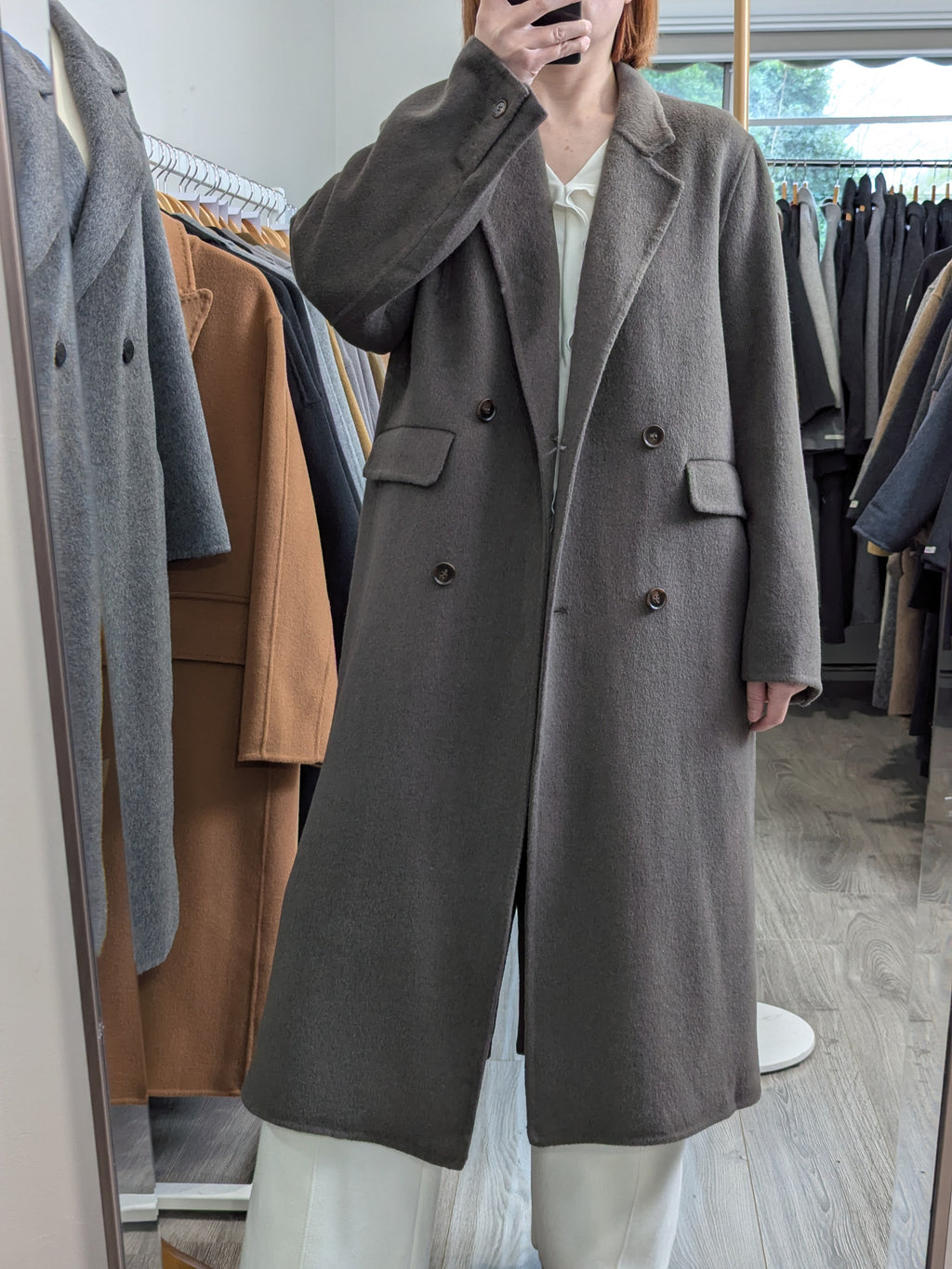132 100% Wool Coat