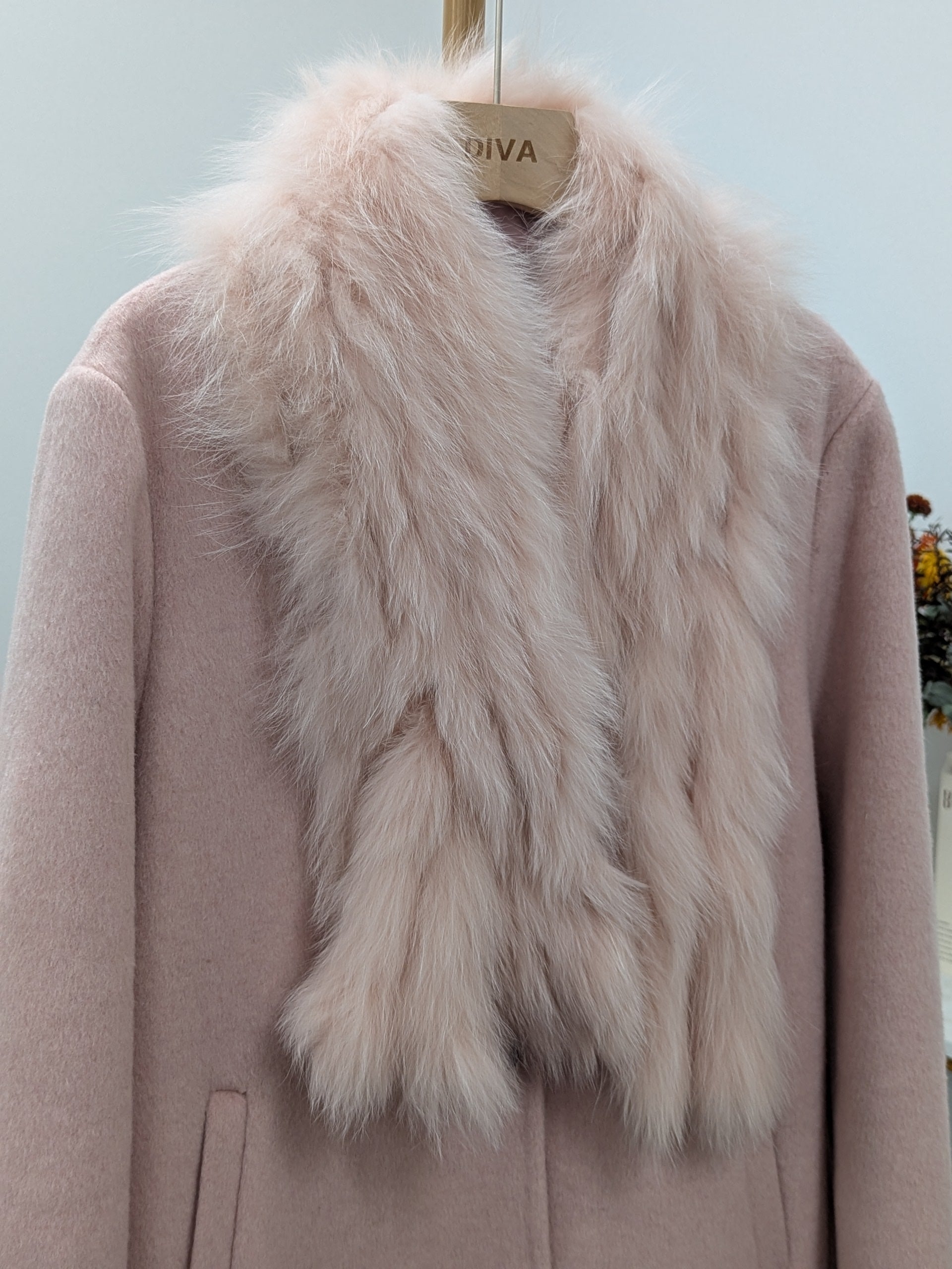 Women's Fur Collar Wool Coats Try-On Available 234 Size S8-10 100% Wool