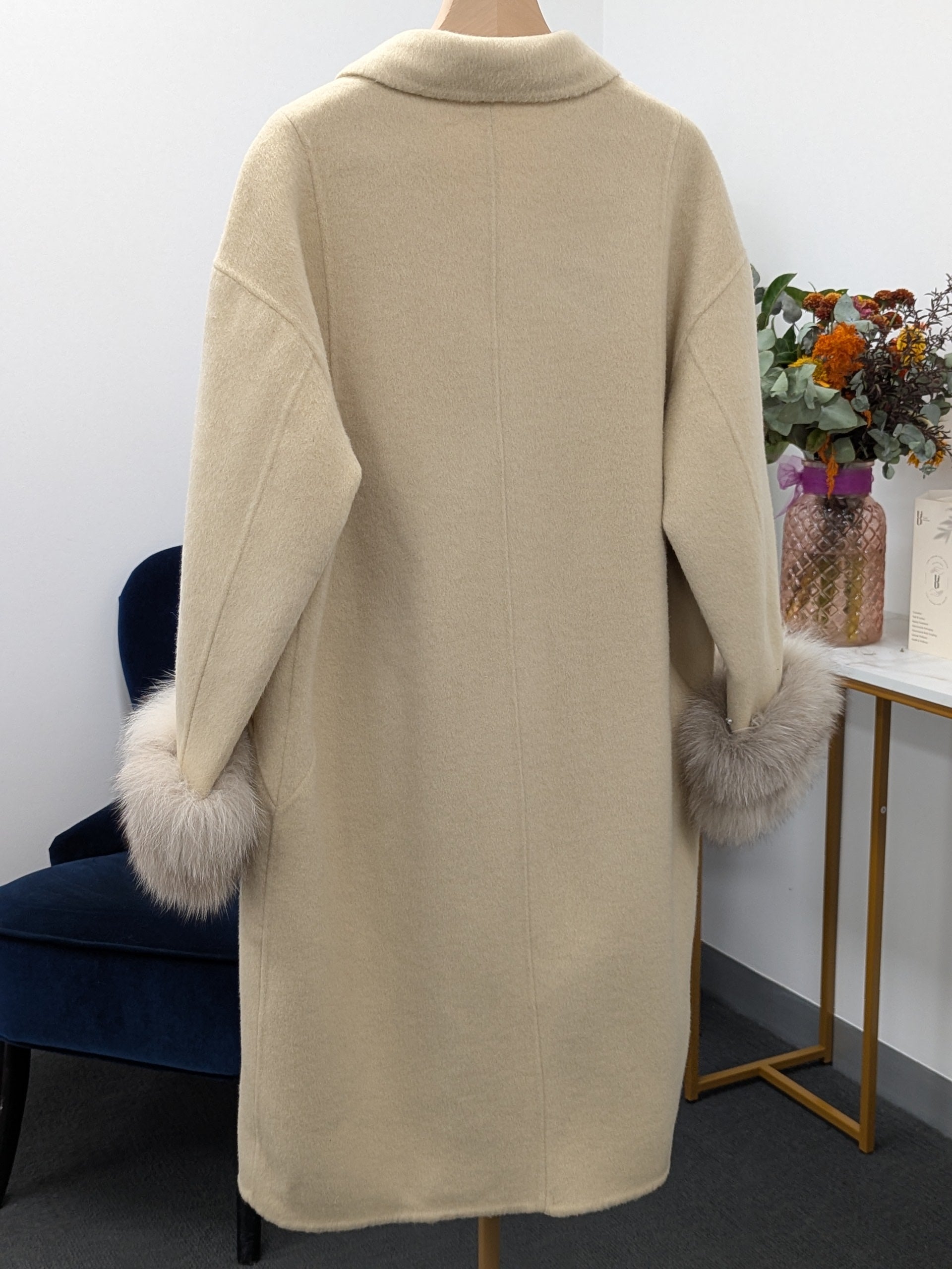 Women's Fur Collar Wool Coats Try-On Available 236 Size S8-10 72% Wool