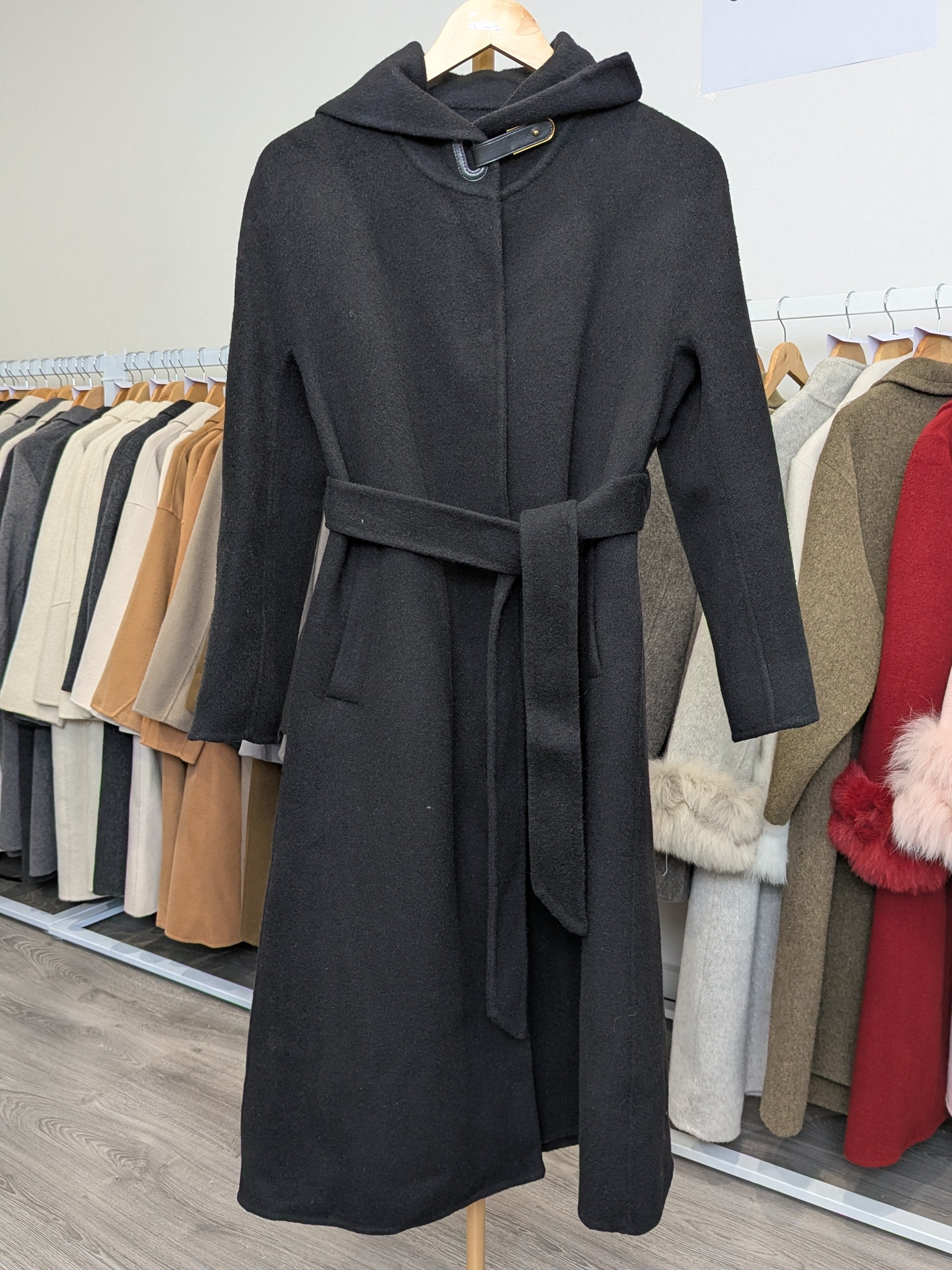 129 70% Wool Coat Black