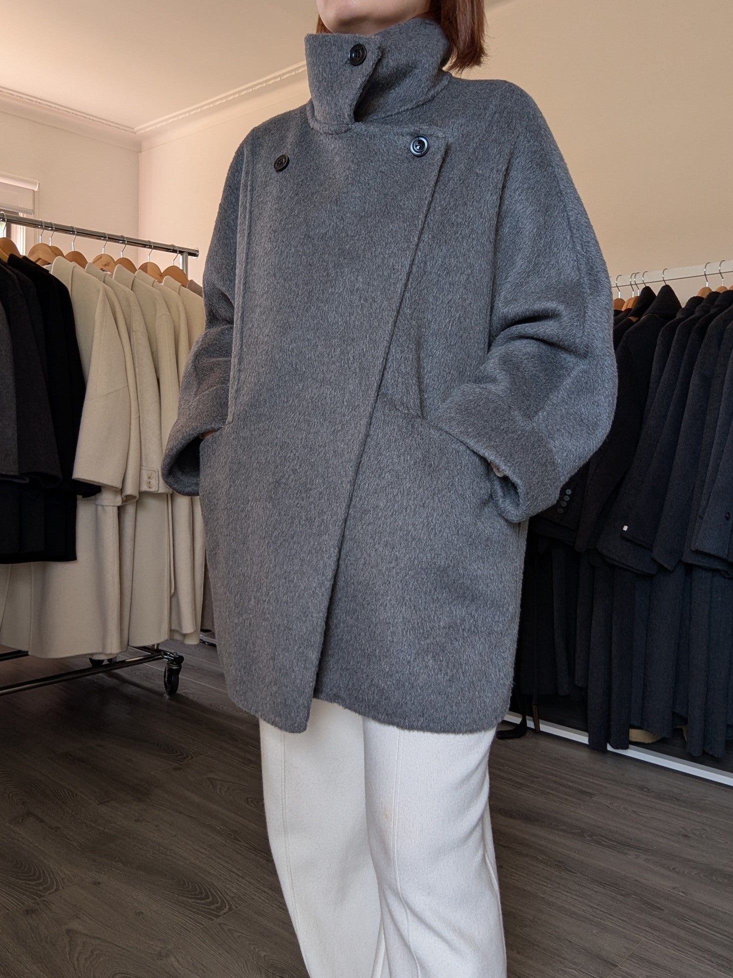 002 Cashmere blend Grey