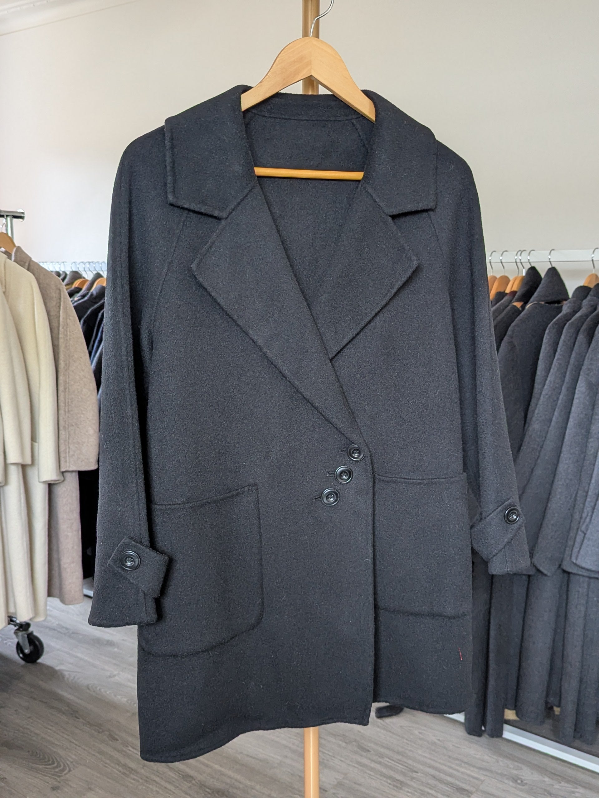 017 100% Wool Coat Black