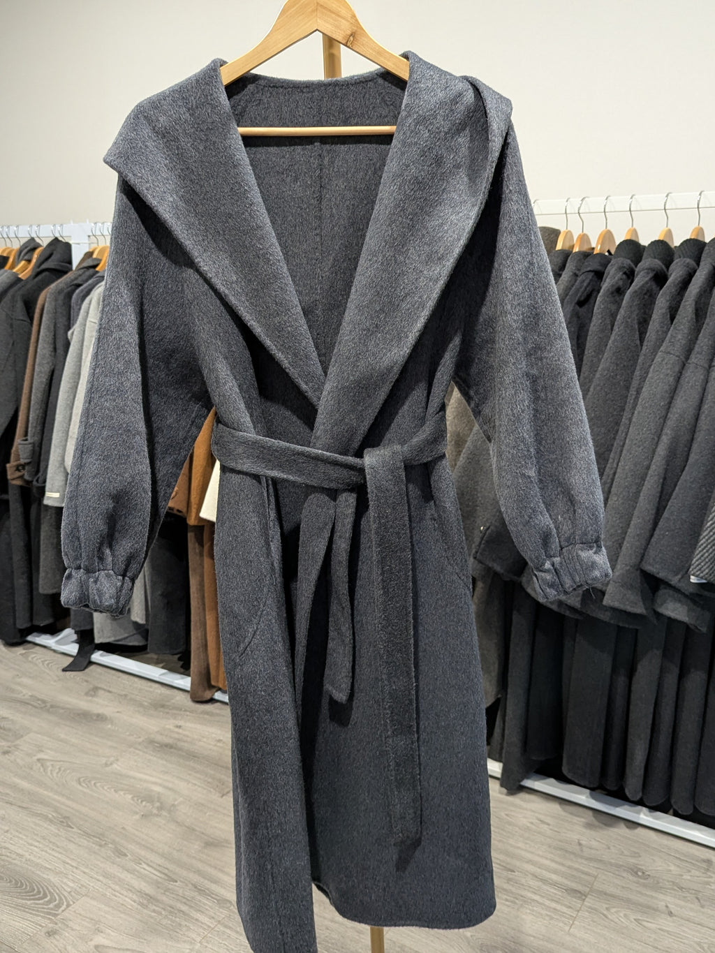 166 100% Wool Coat Grey Black Brown S 6-8