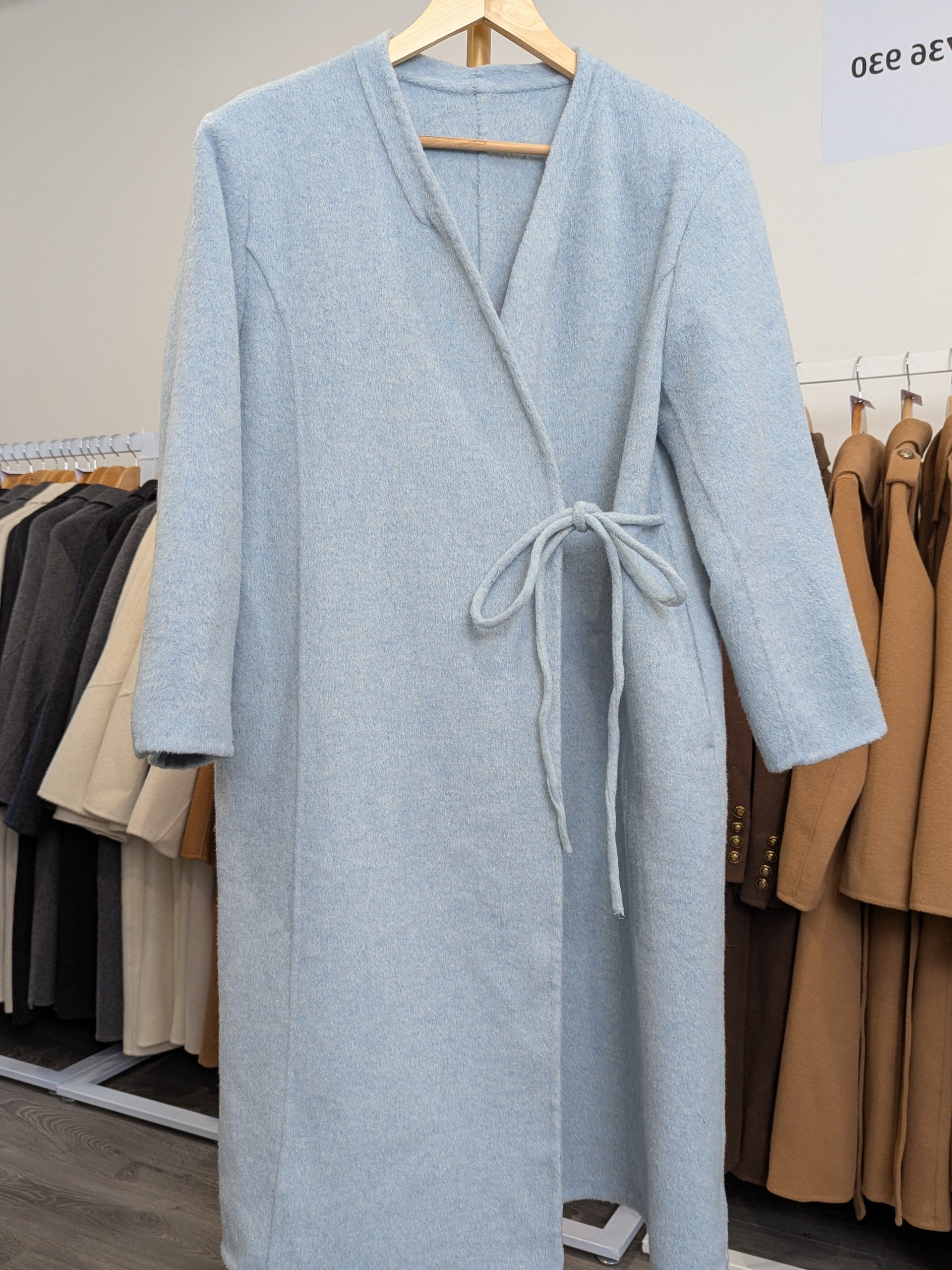 176 100% Wool Coat Blue Fur trim  M 14-16