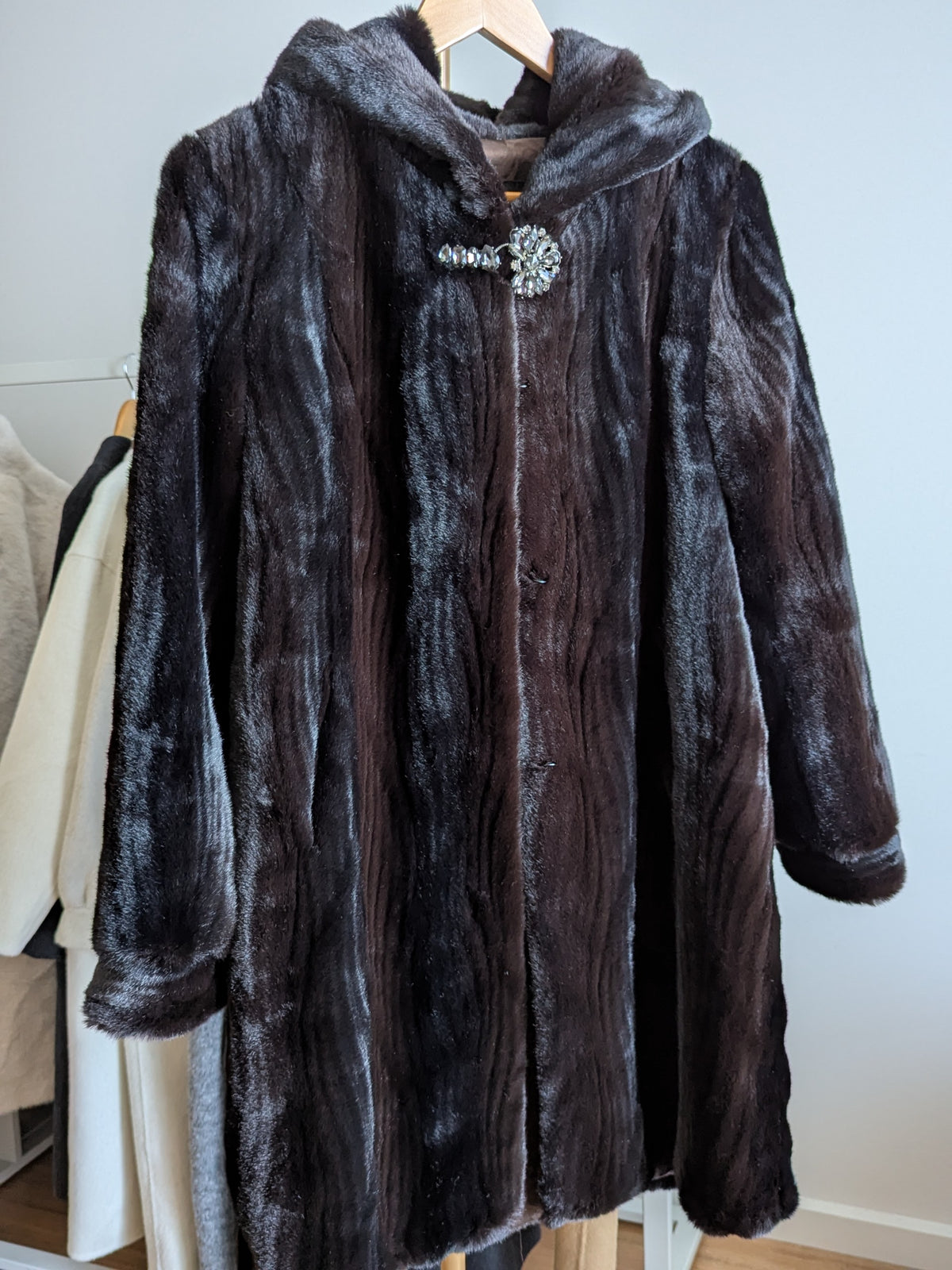 101 Faux Fur Coat Size 8-10