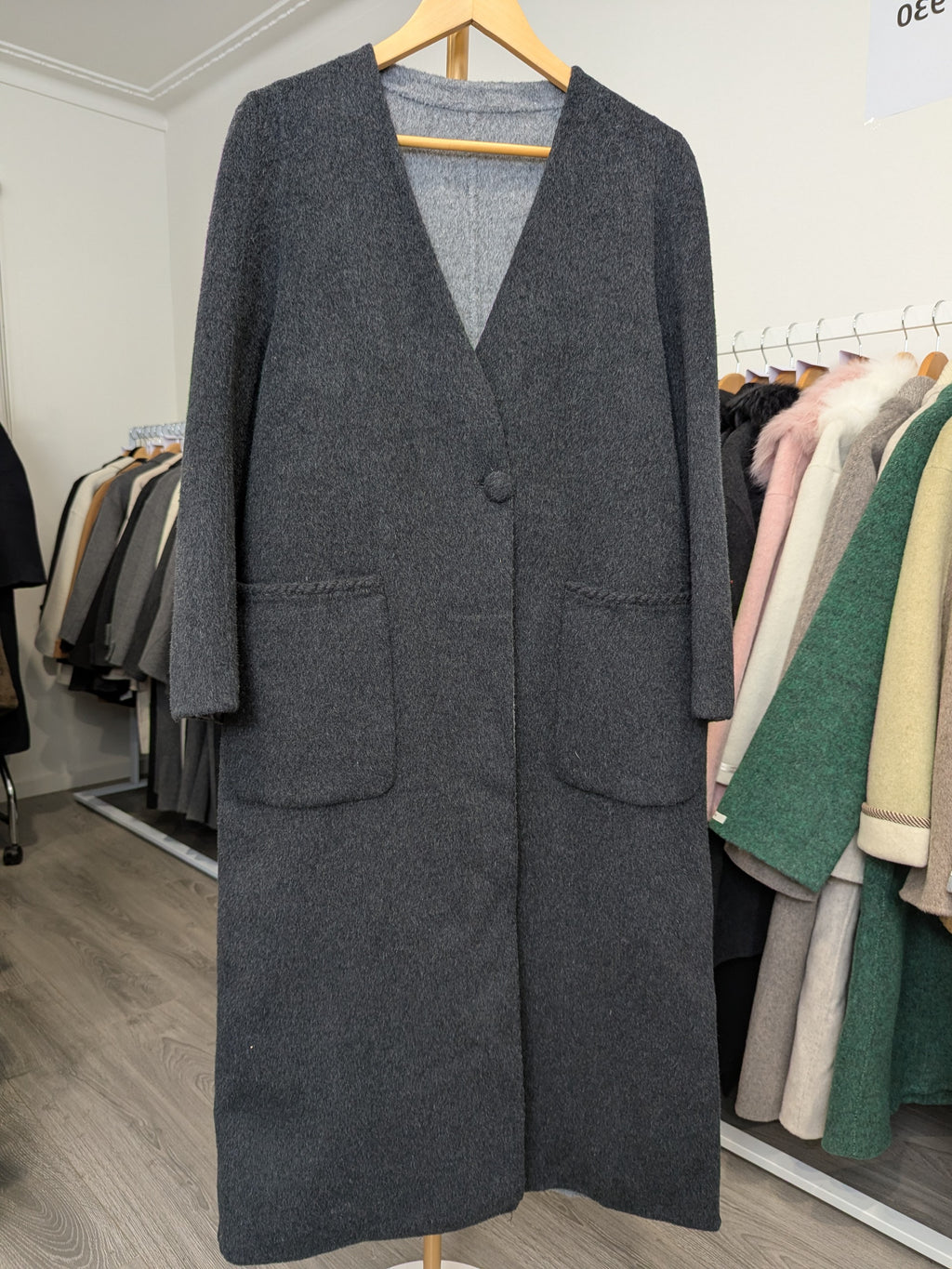 230 80% Wool Coat Black Grey