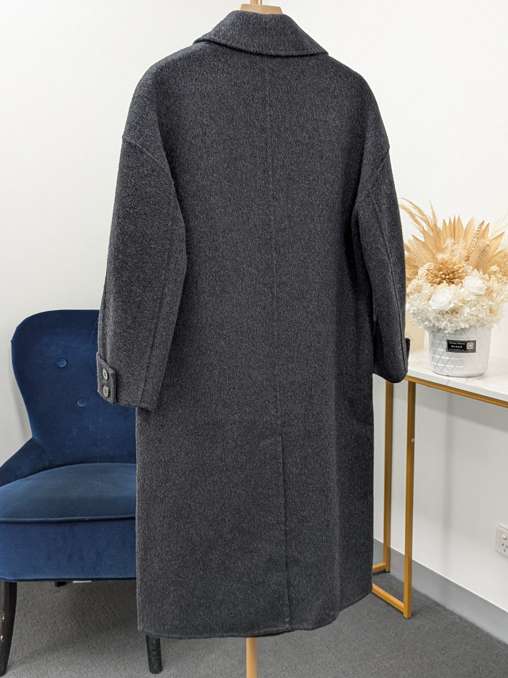 009 100% Wool Charcoal