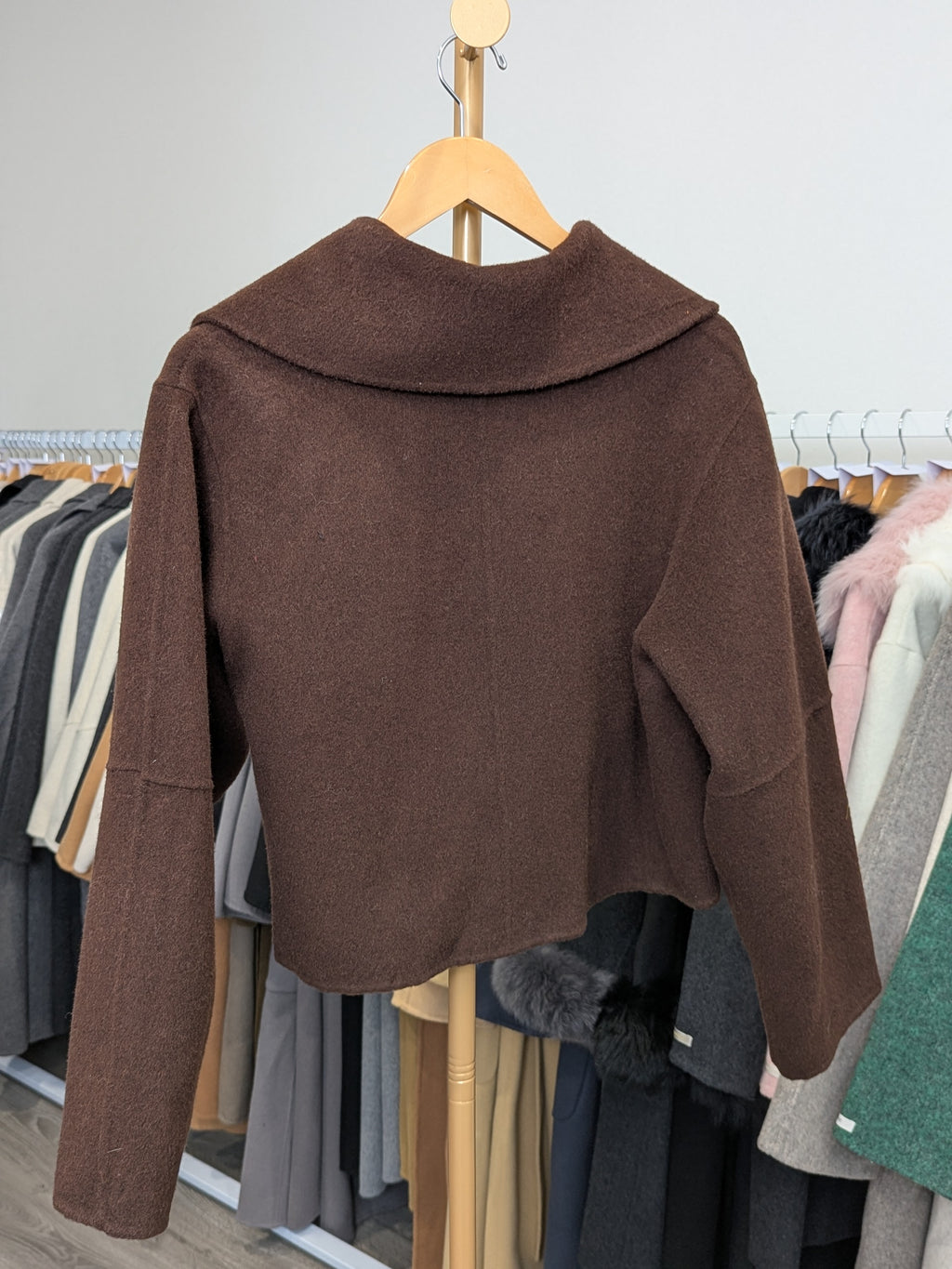 223 68% Wool Coat Chocolate M 10-14