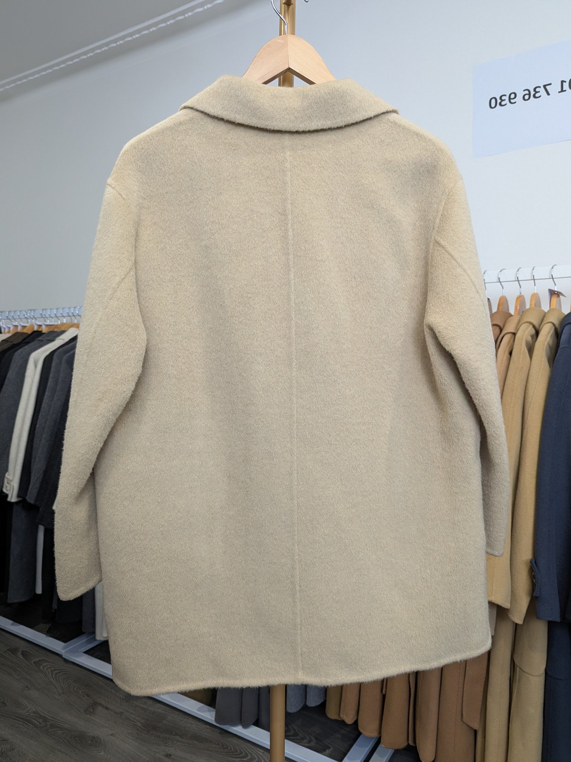 206 70% Wool Coat M 10-12