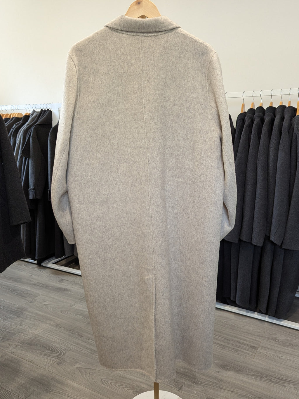 137 100% Wool Coat Oat M 12-16