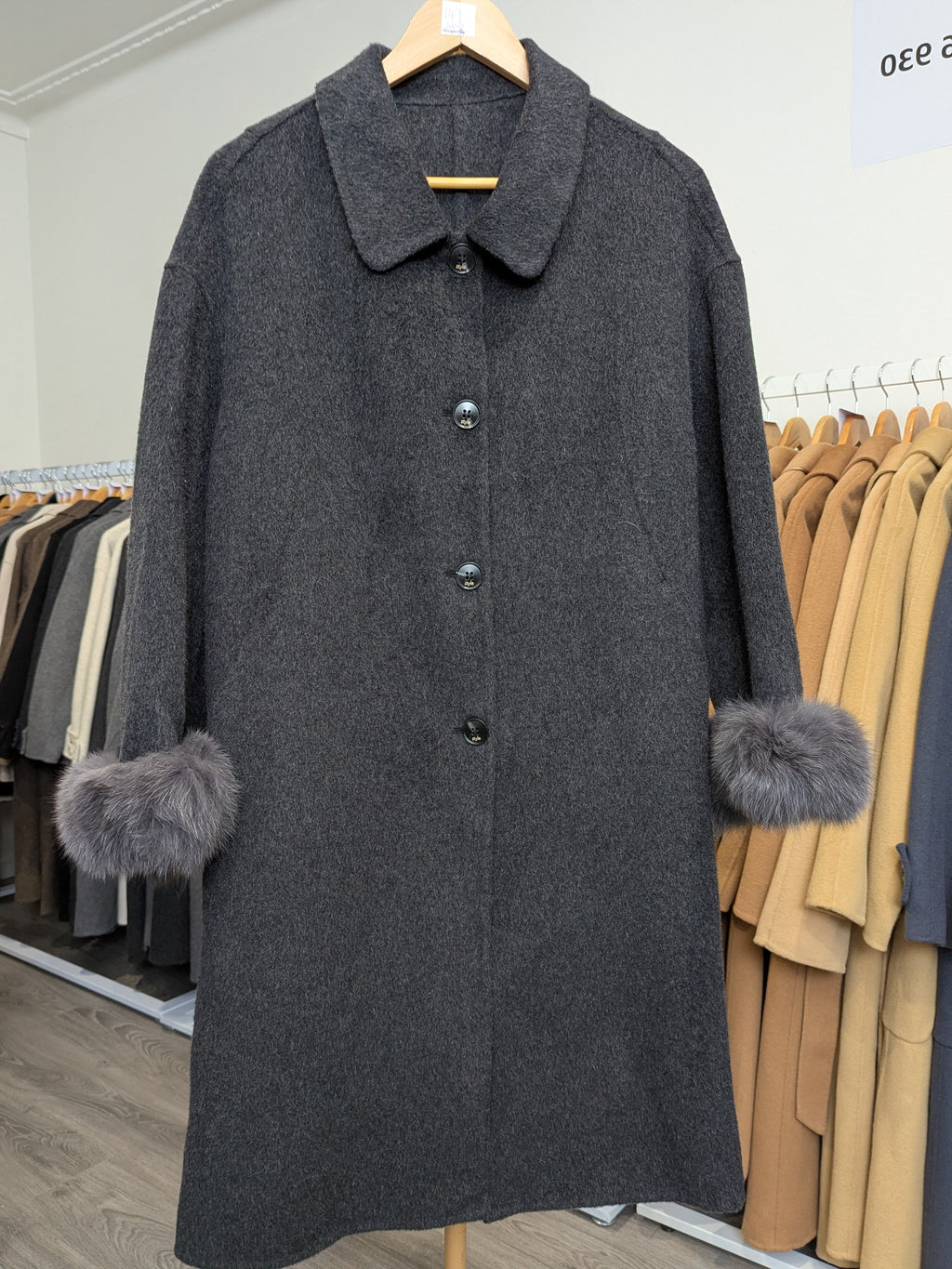 144 72% Wool Coat Charcoal S 10-12 Fur trim