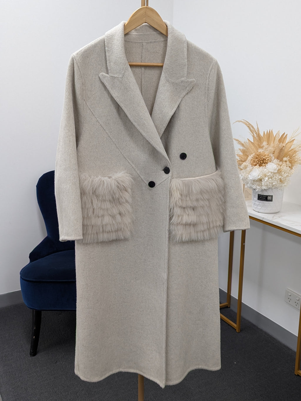 Fur trims 100% Wool Coat Women Warehouse Try-On Welcome 246
