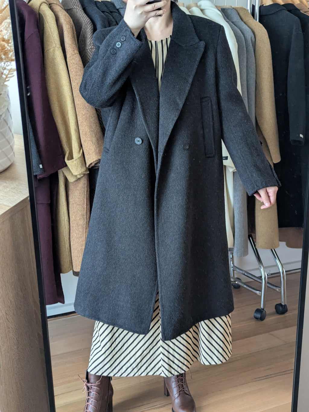Brand New Pure Wool Coat SHIPPING High Quality Wool 054 Size M 10-12