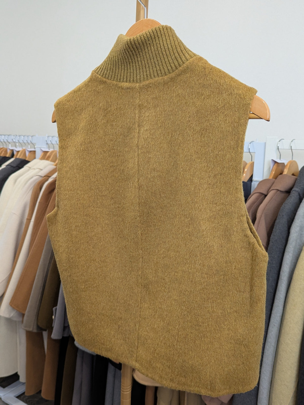 204 100% Wool Coat 2 in 1 S 10-12 Mustard Camel