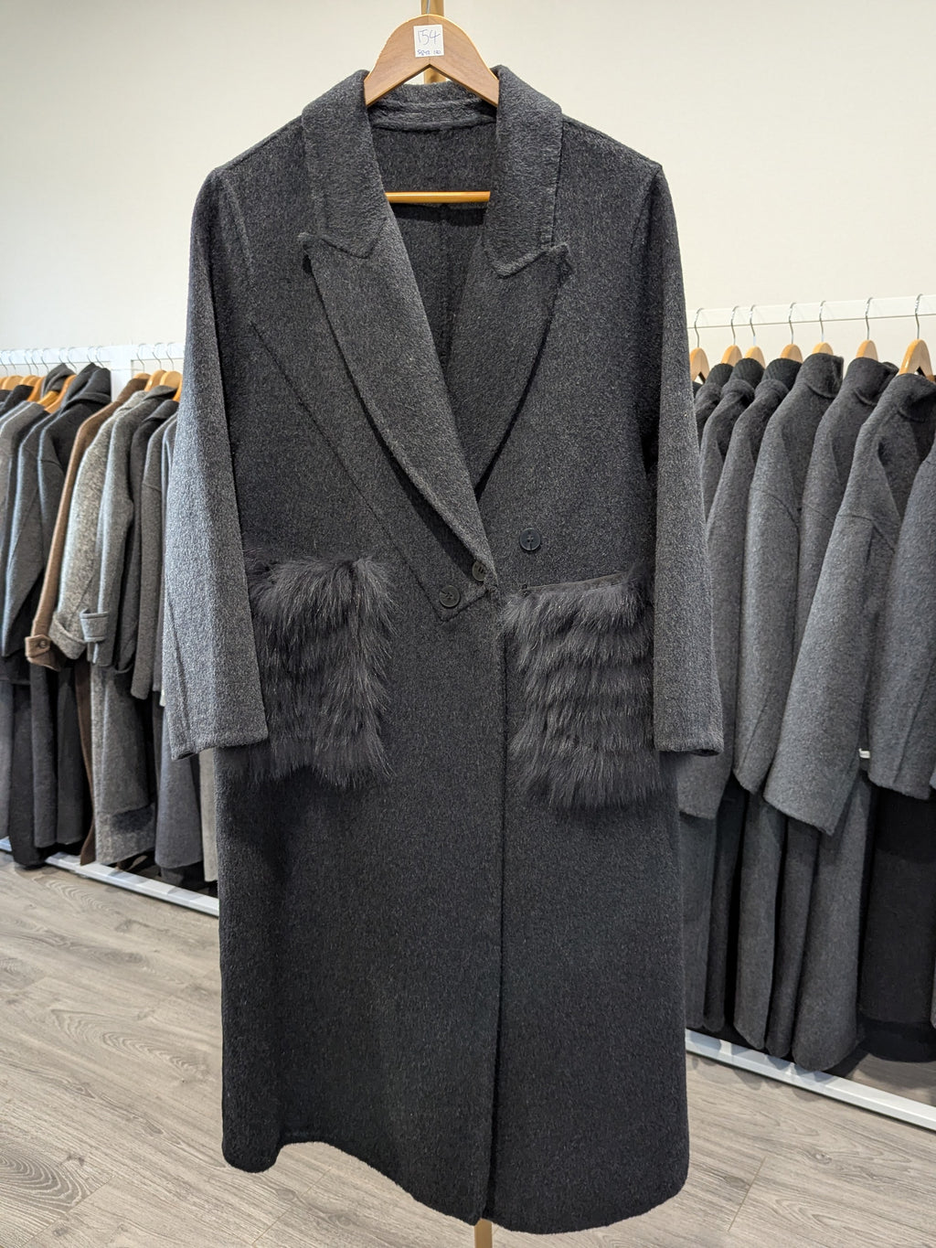 154 100% Wool Coat Charcoal S 8-12 Fur trims