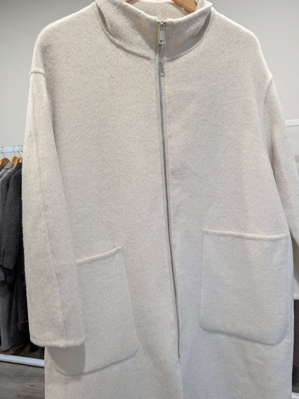140 100% Wool Coat Beige M 10-14