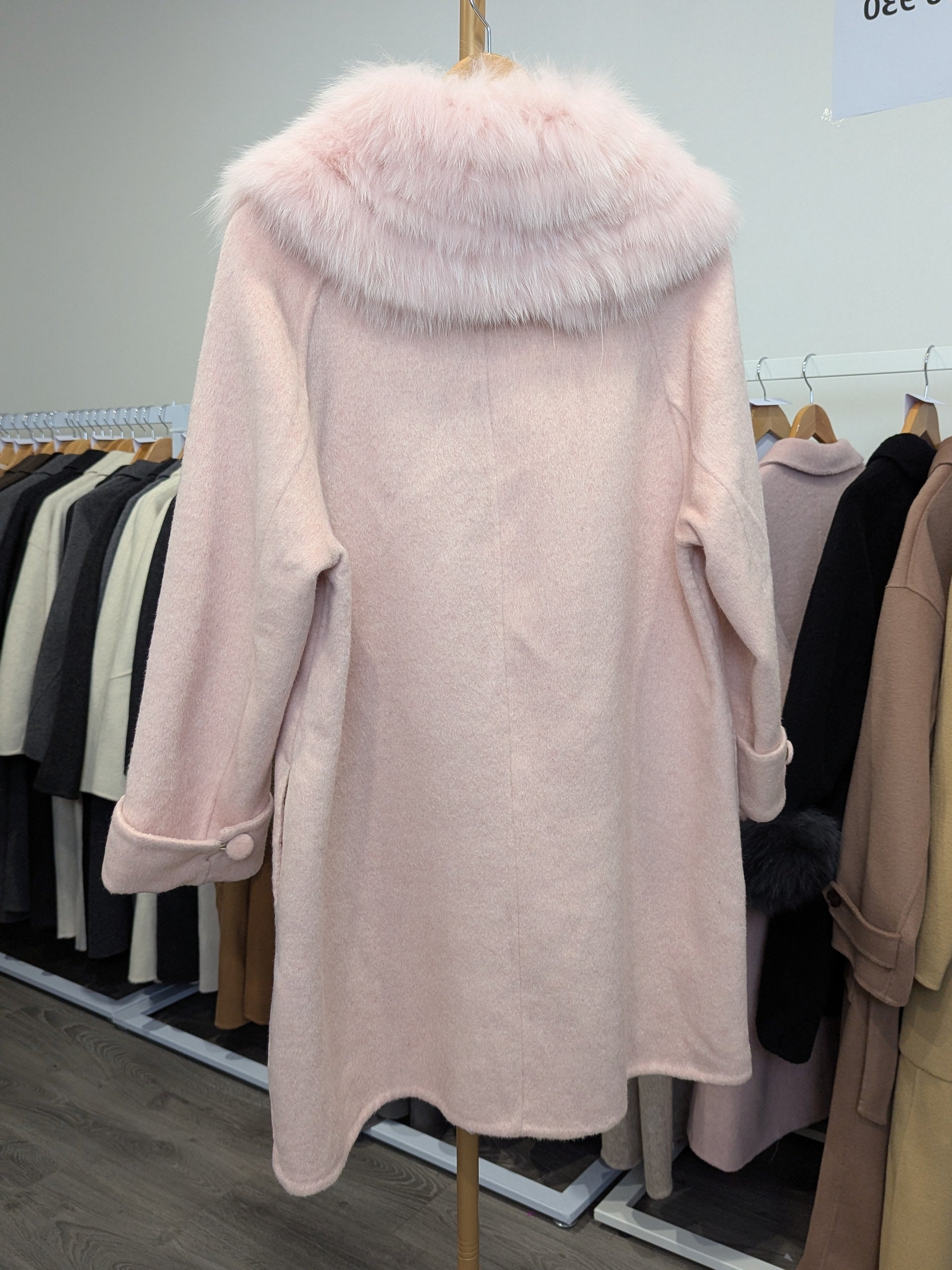 196 100% Wool Coat Black Pink