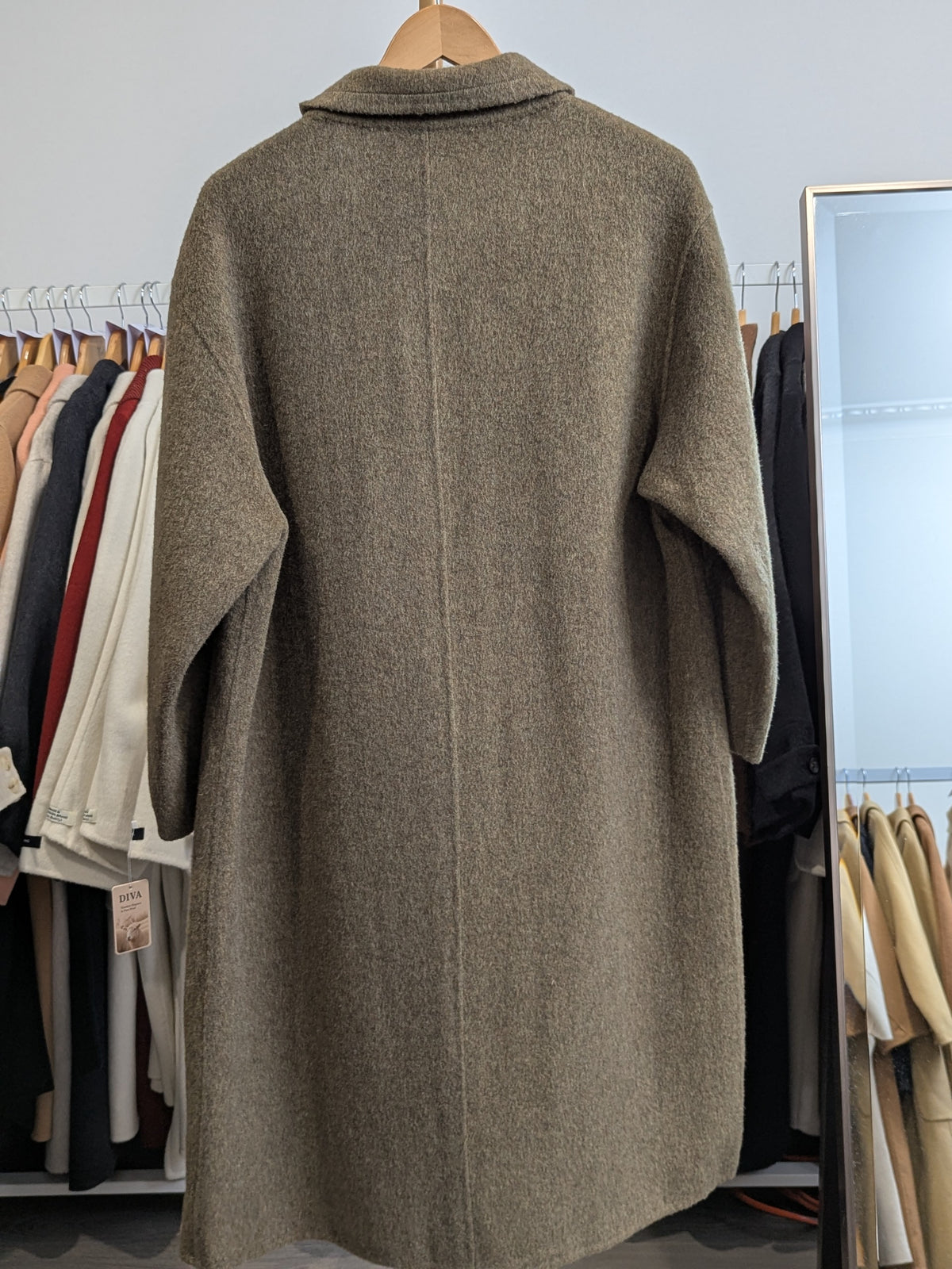 292 70% Wool Coat Dark Olive M 12-16