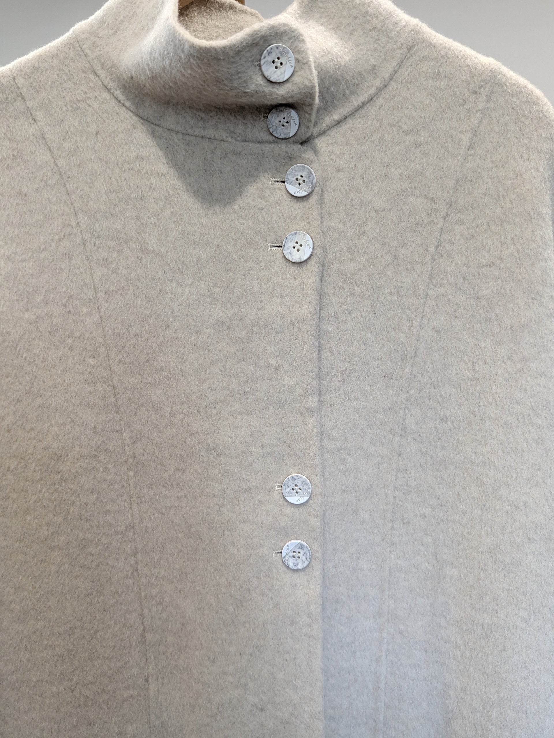 136 100% Wool Coat Oat S 8-12