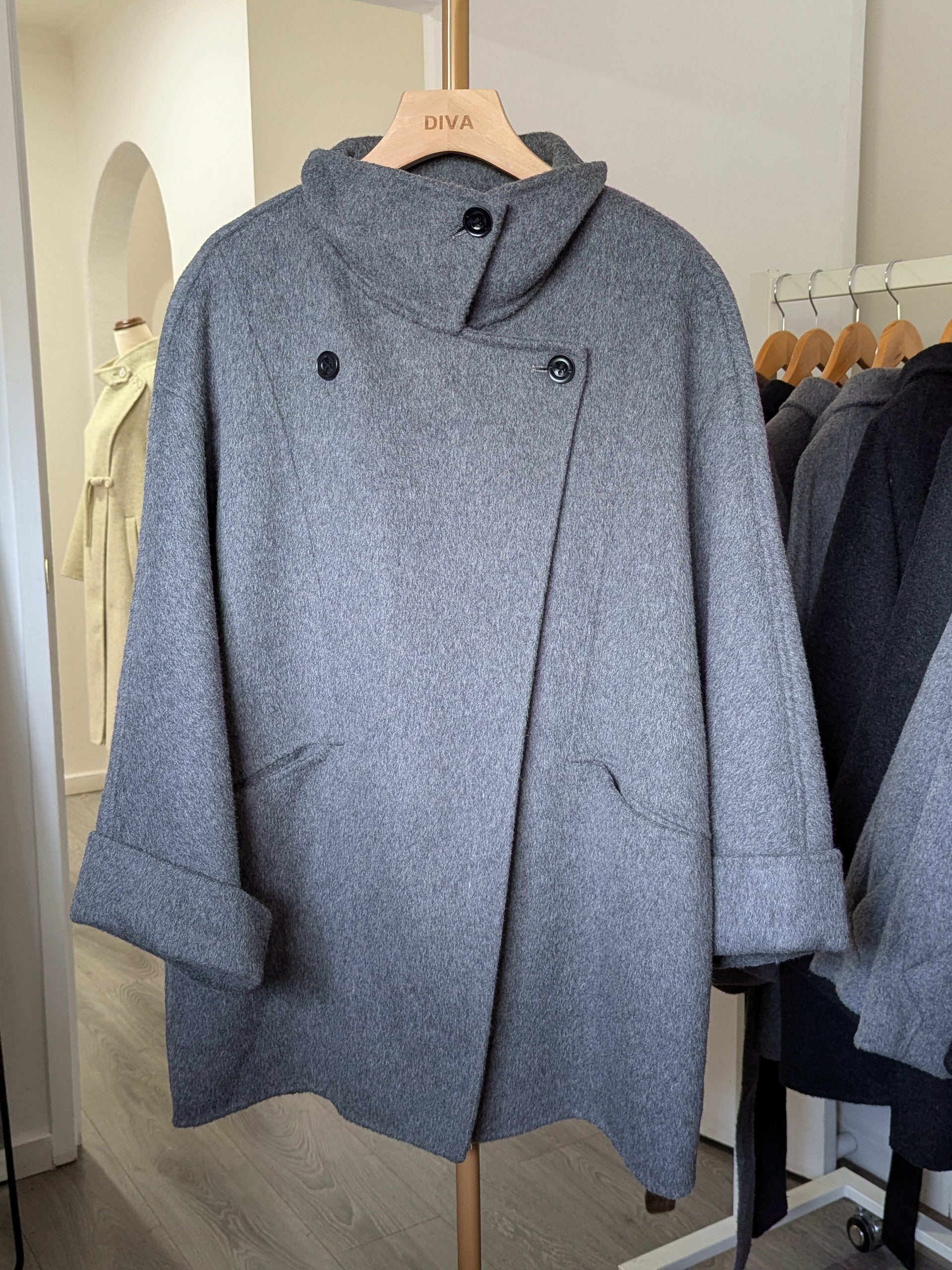 002 Cashmere blend Grey