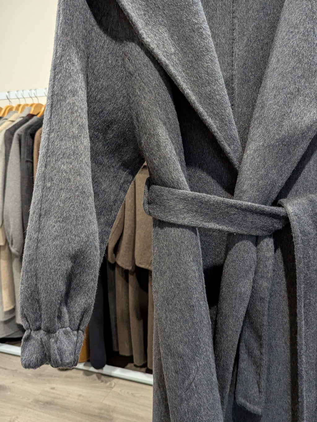 166 100% Wool Coat Grey Black Brown S 6-8
