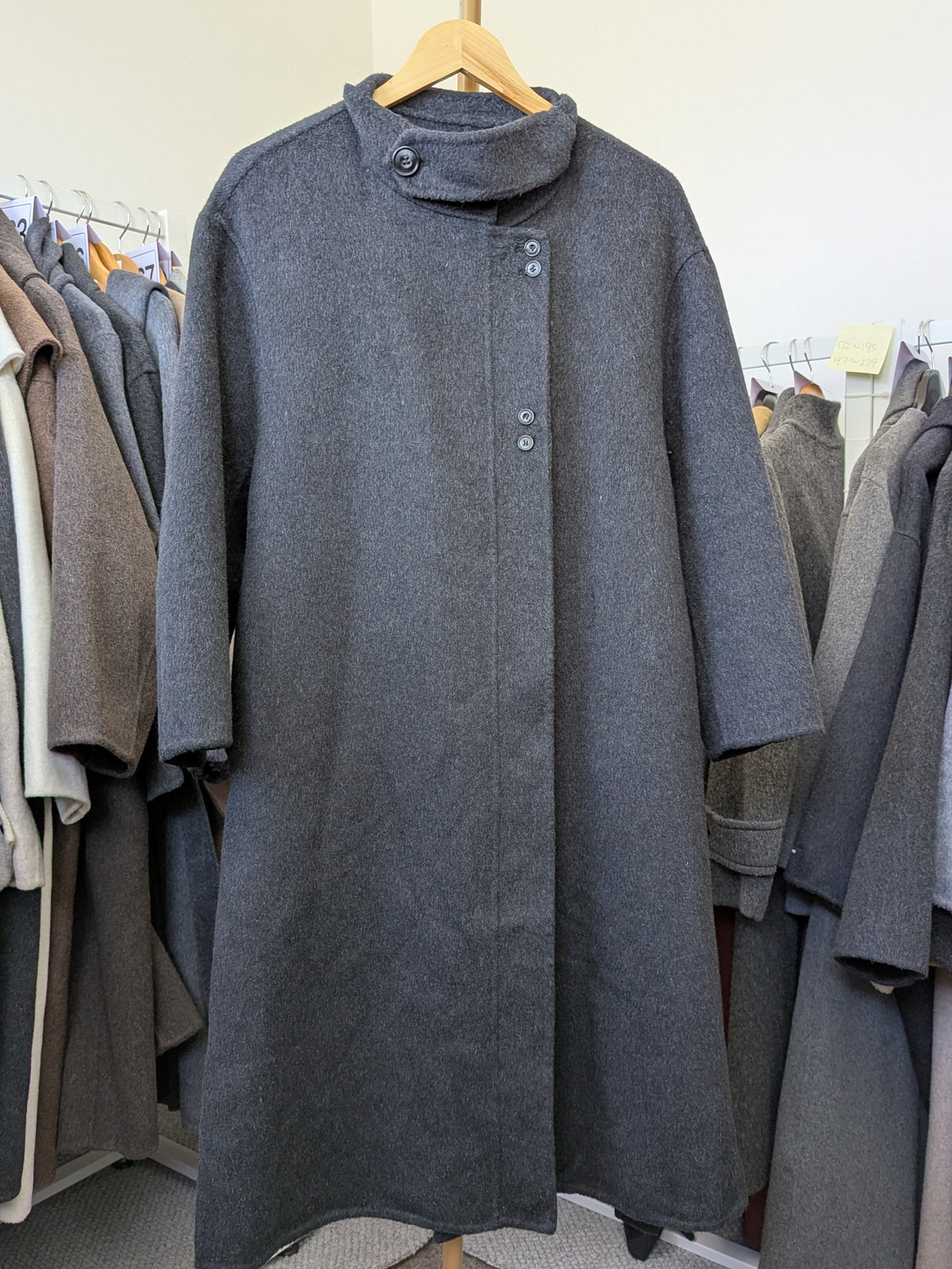 242 70% Wool Coat Charcoal S 10-12