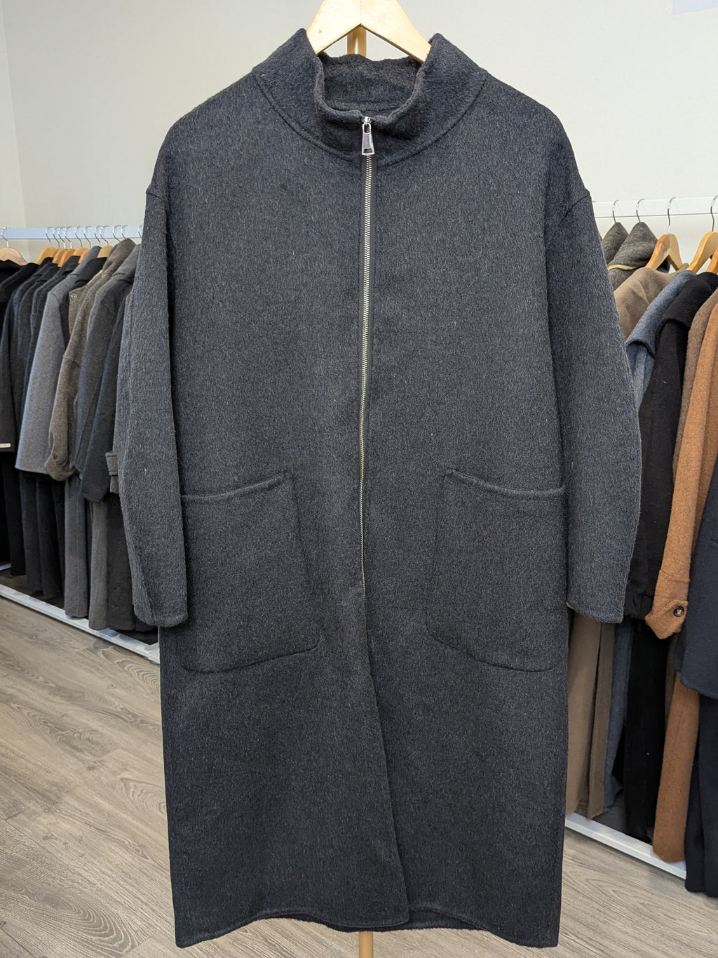180 100% Wool Coat Charcoal M 10-14