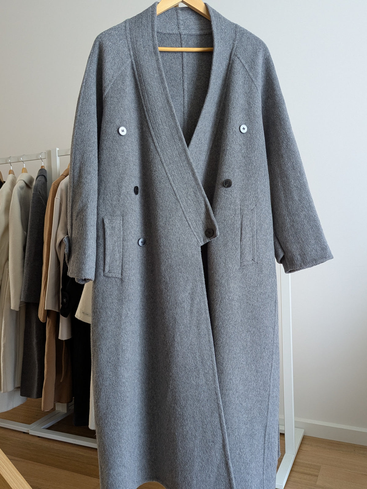 222 70% Wool Coat Grey L 12-16