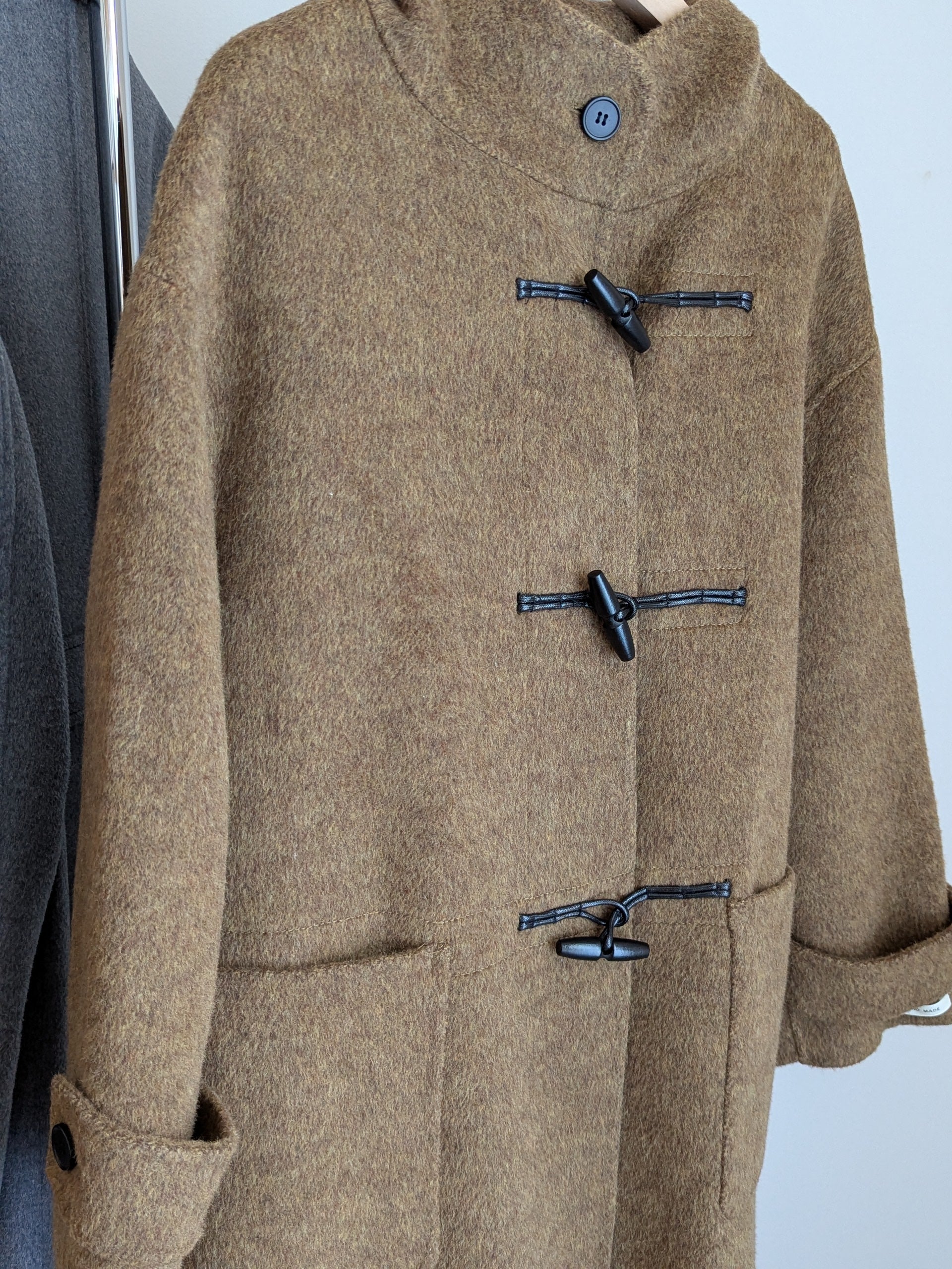 Brand New Pure Wool Coat FREE SHIPPING High Quality Wool 106 Size S10-12 M14-16