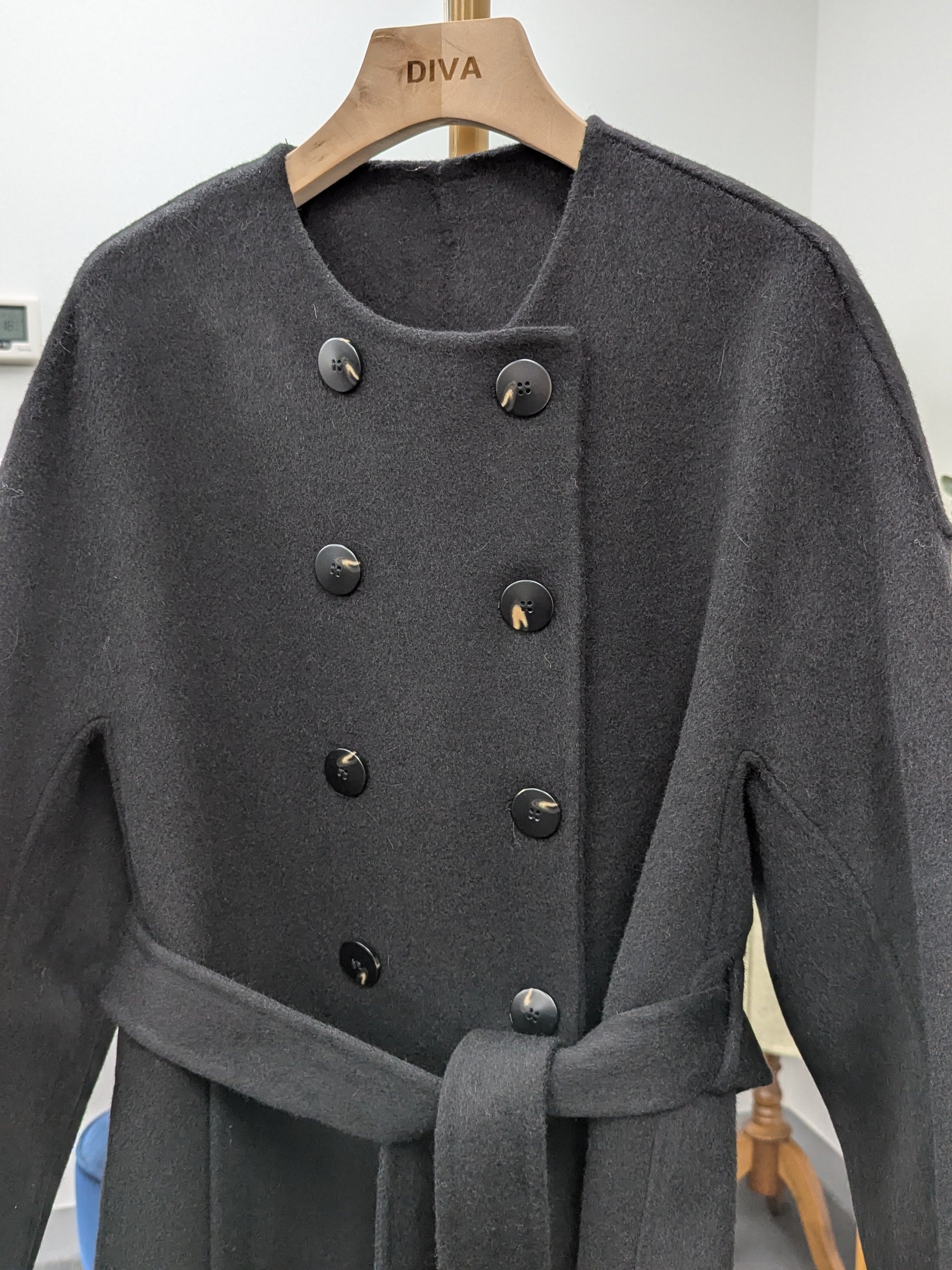 Women's Pure Wool Coats Try-On Available 218 S8-12 70% Wool