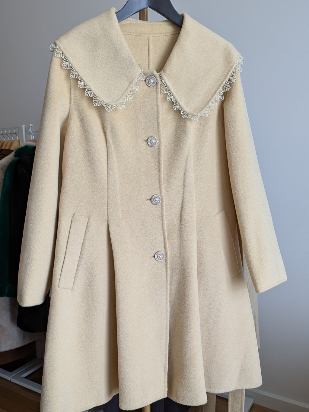 077 100% Wool Coat Yellow S 6-8