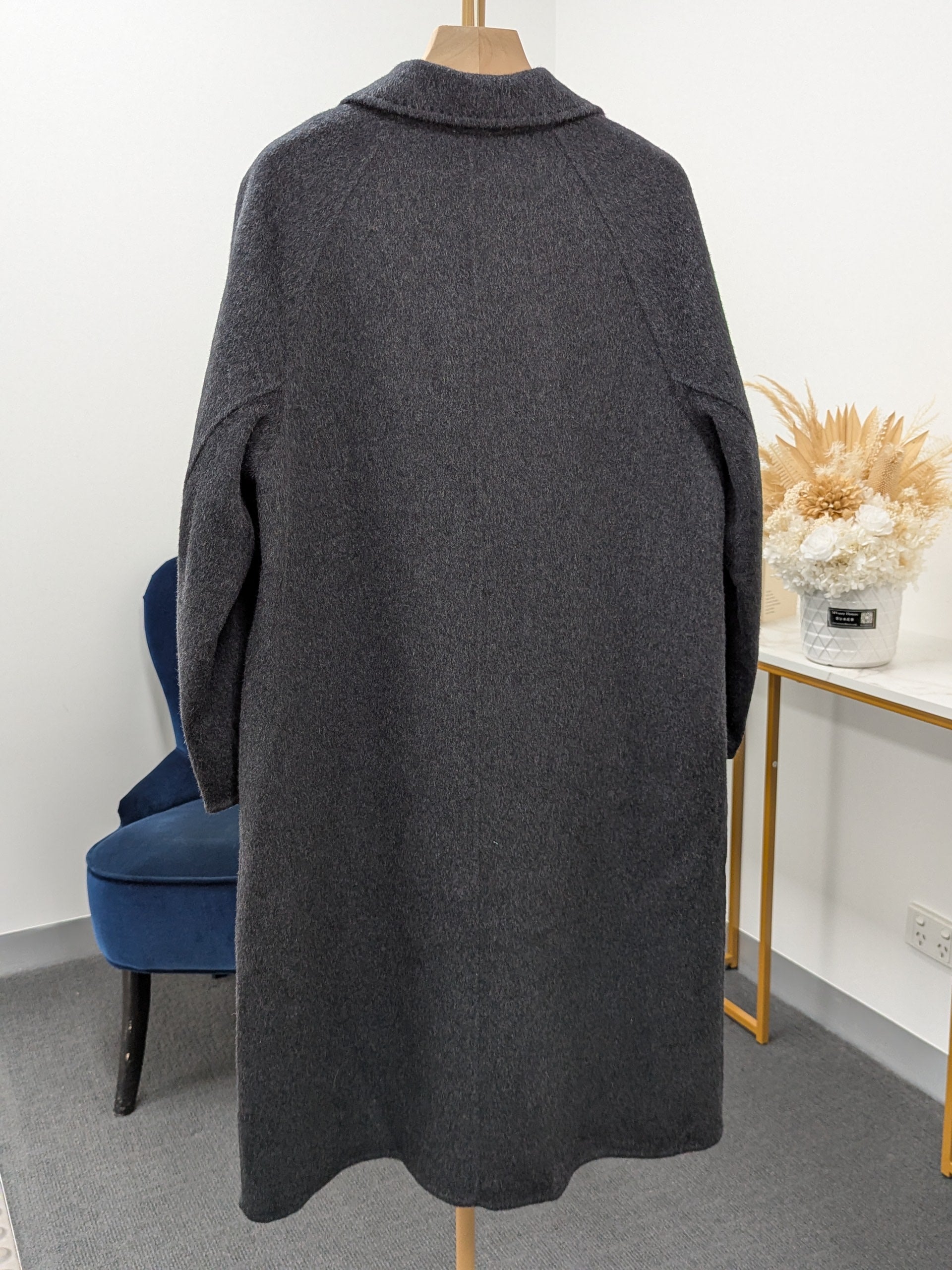 010 100% Wool Charcoal