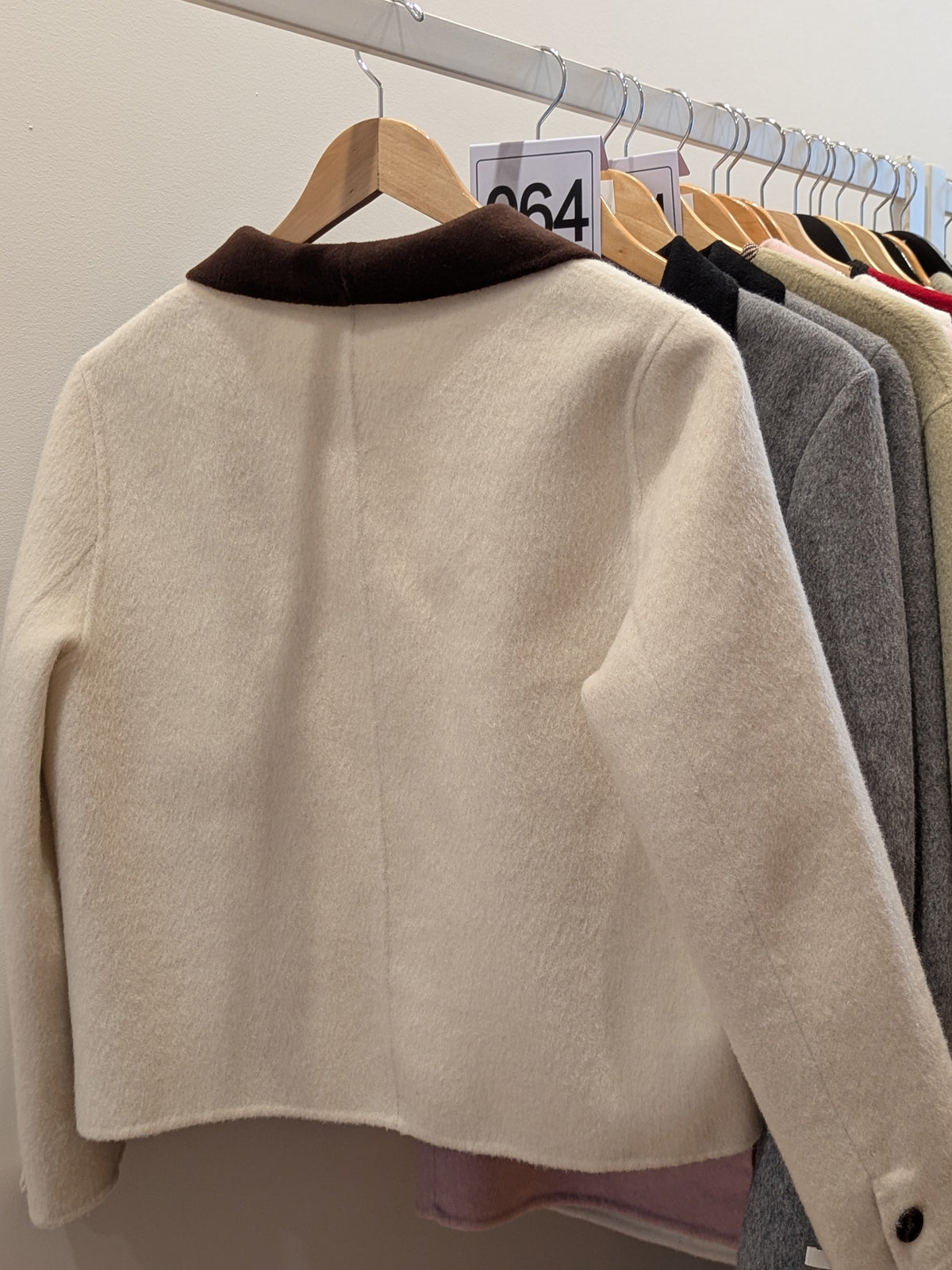 064 100% Wool Coat Cream M 8-10
