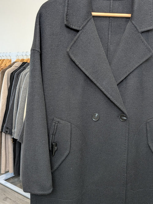 032 100% Wool Coat Black M 12-14
