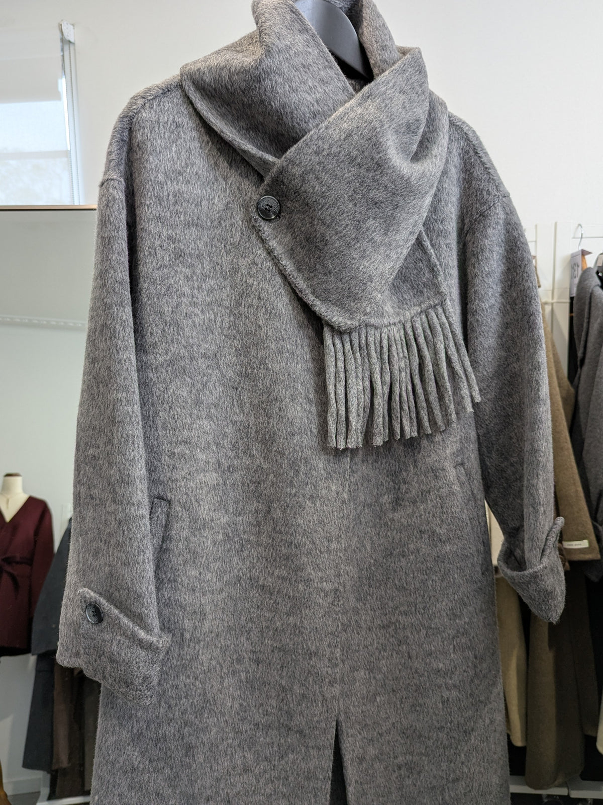 241 70% Wool Coat Grey L 12-14 with scarf