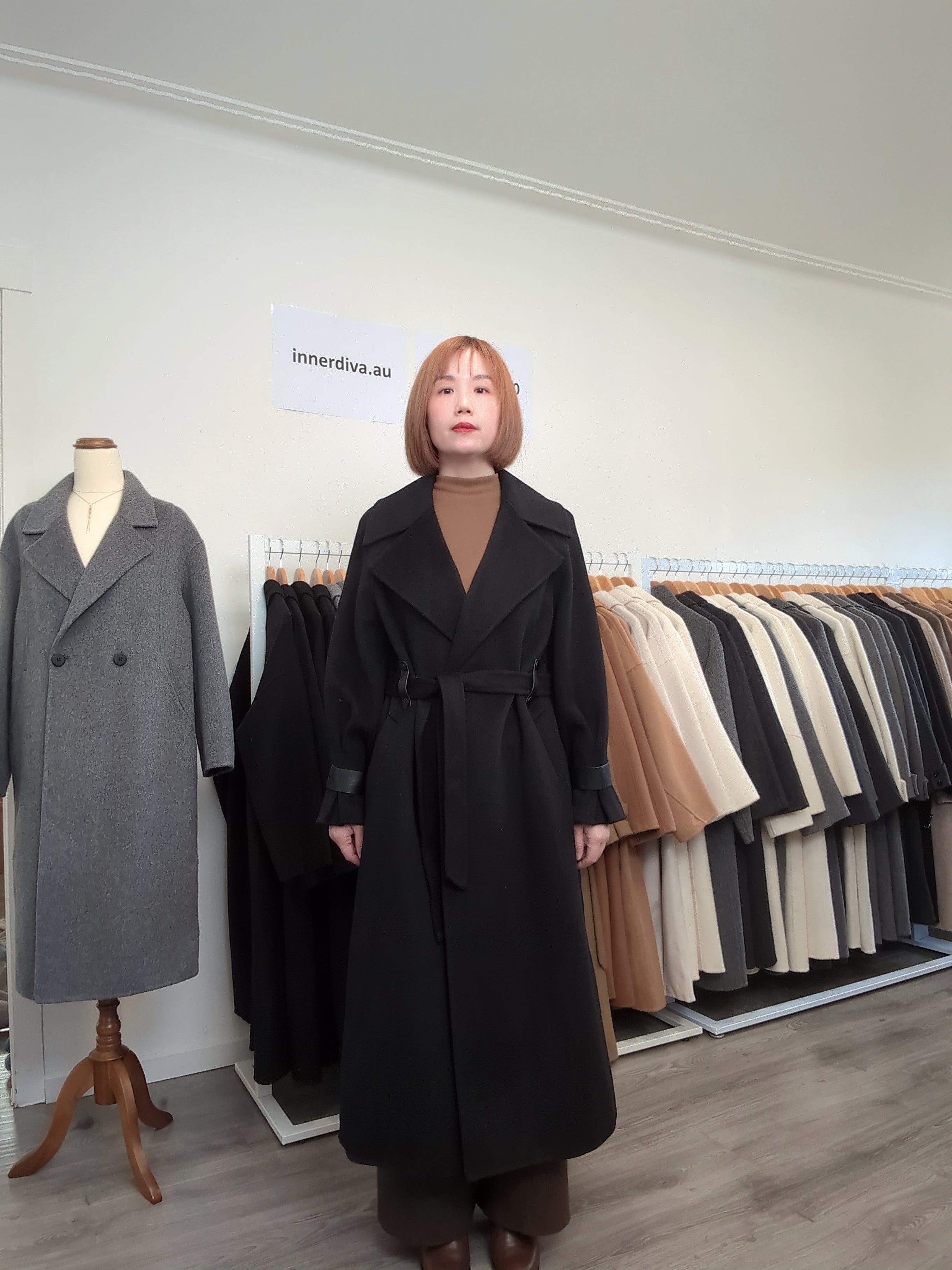 027 100% Wool Coat Black