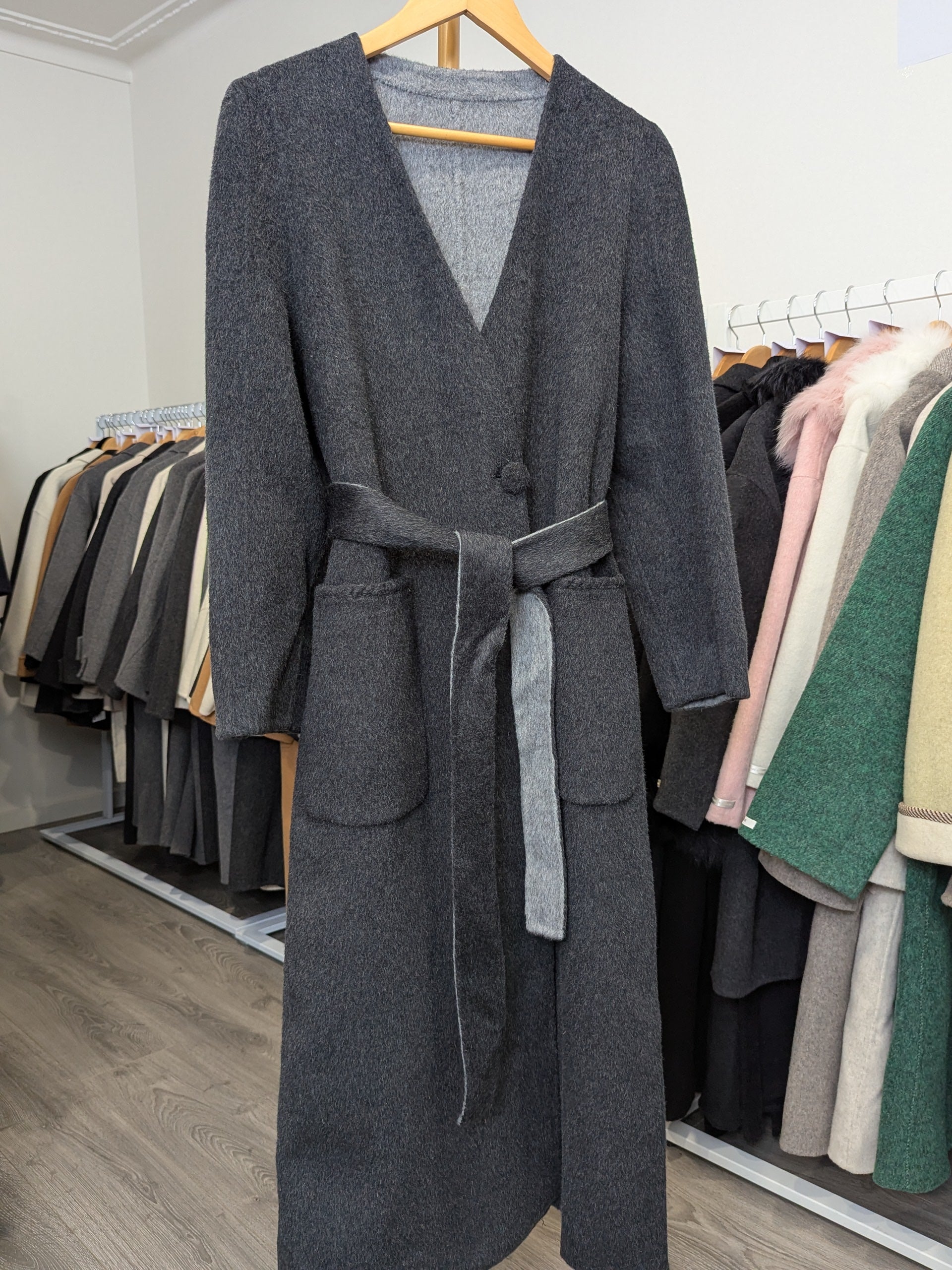 230 80% Wool Coat Black Grey