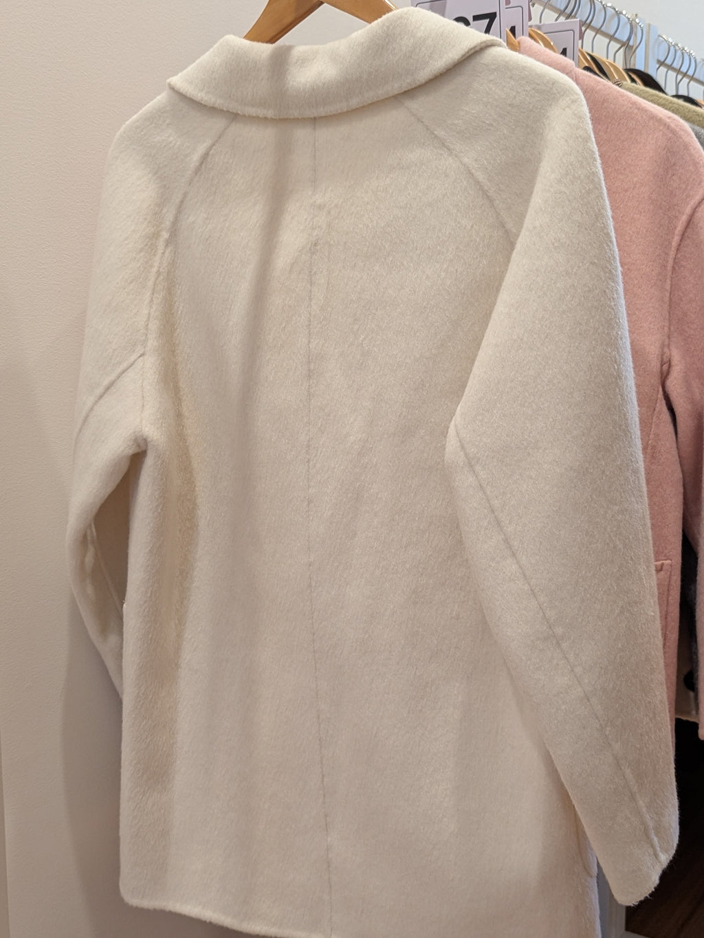 069 70% Wool Coat Cream S 10-14