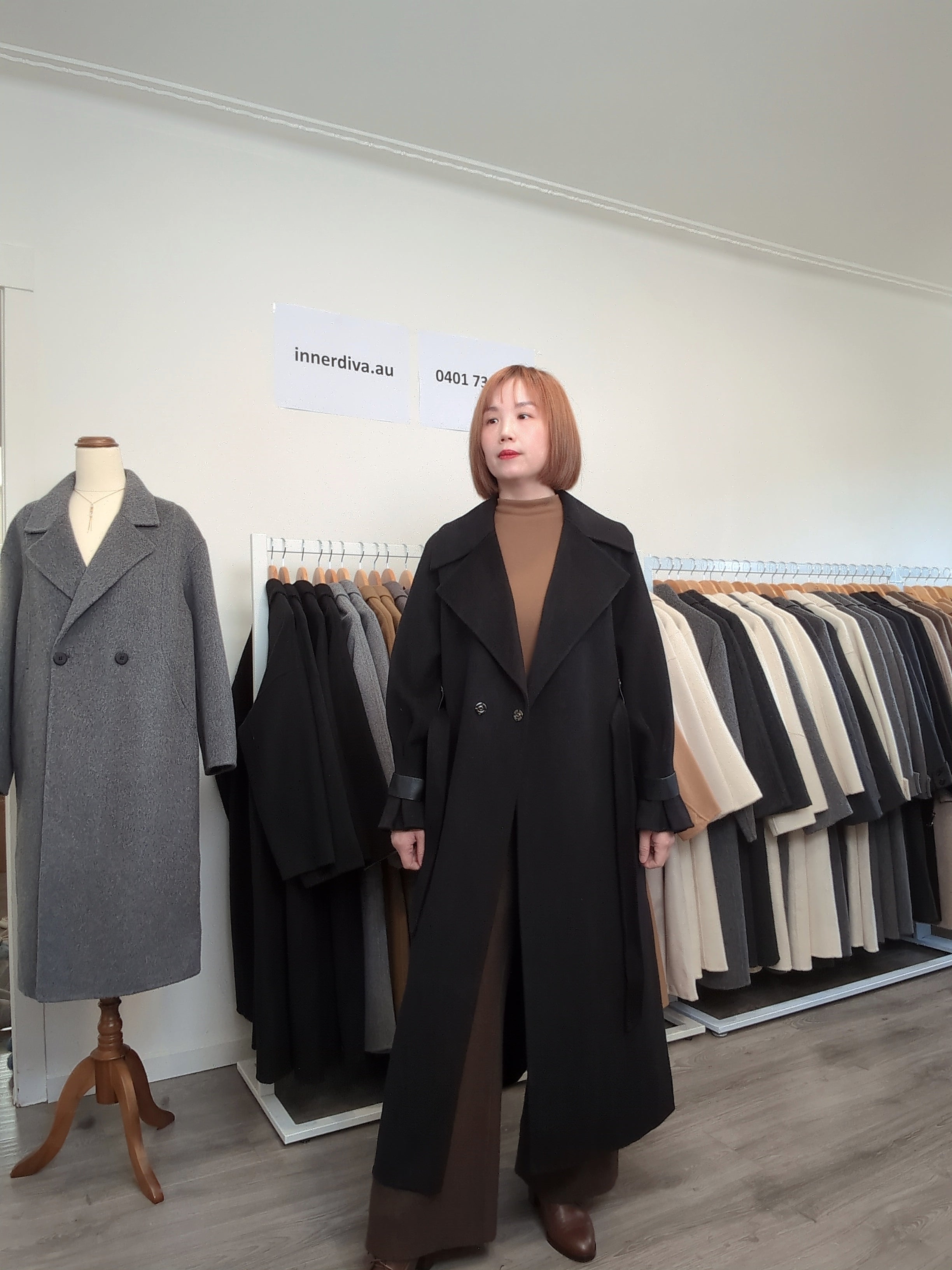 027 100% Wool Coat Black