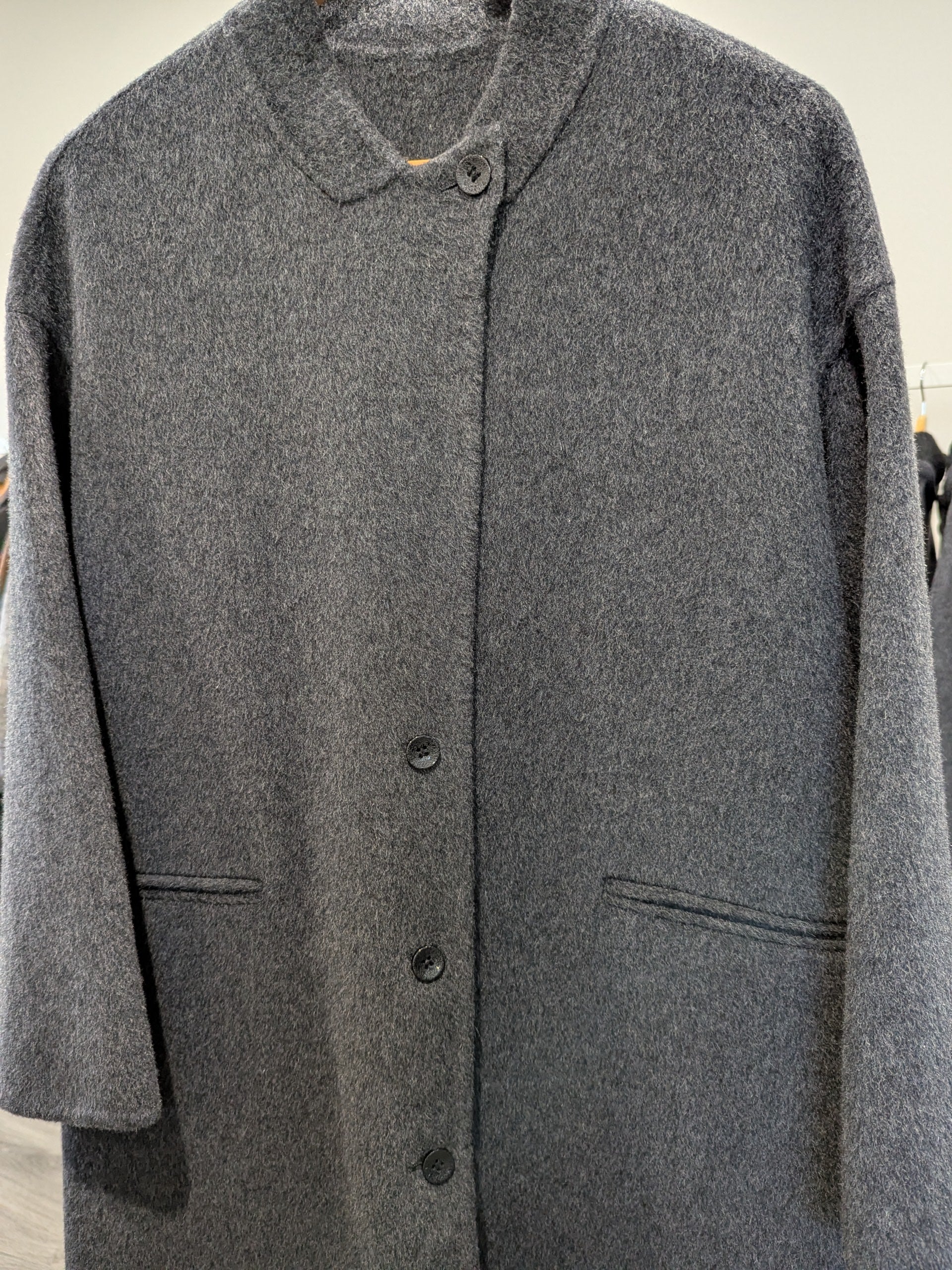 158 67% Wool 6% Alpaca Coat Charcoal S 8-12