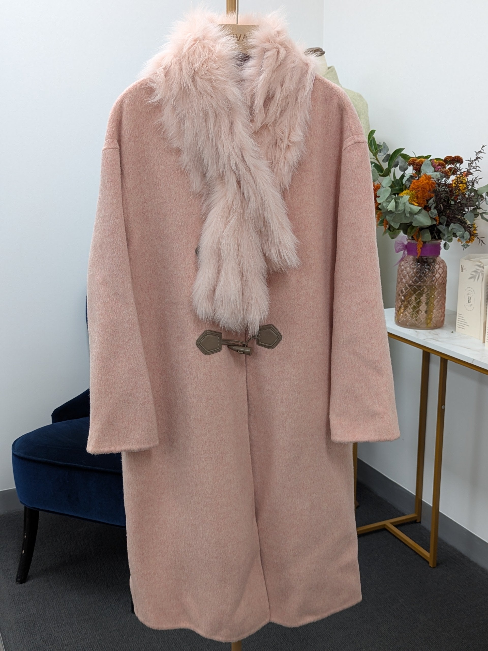 Women's Fur Collar Wool Coats Try-On Available 235 Size M10-12 100% Wool