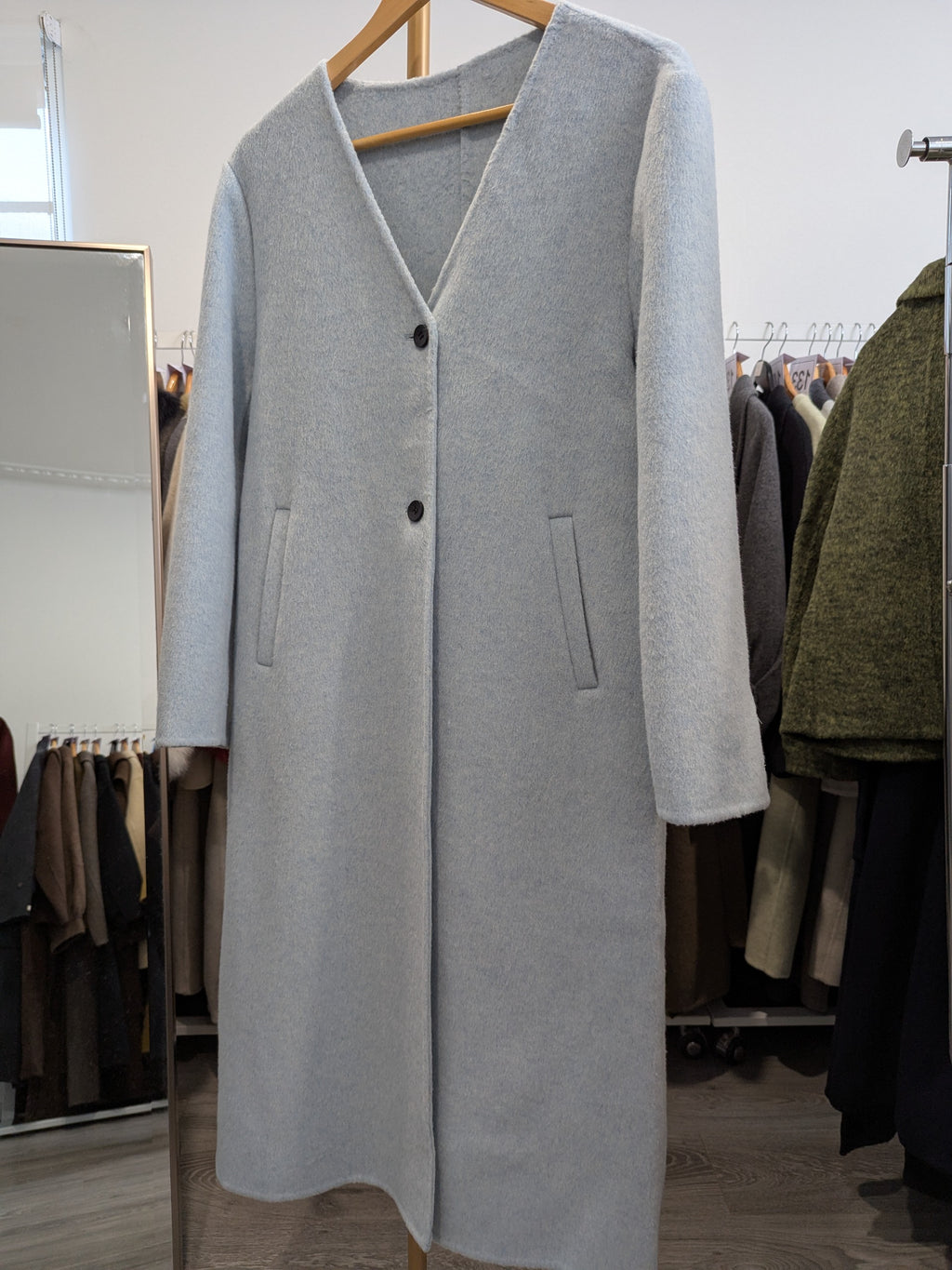 256 100% Wool Coat light Blue M 10-12