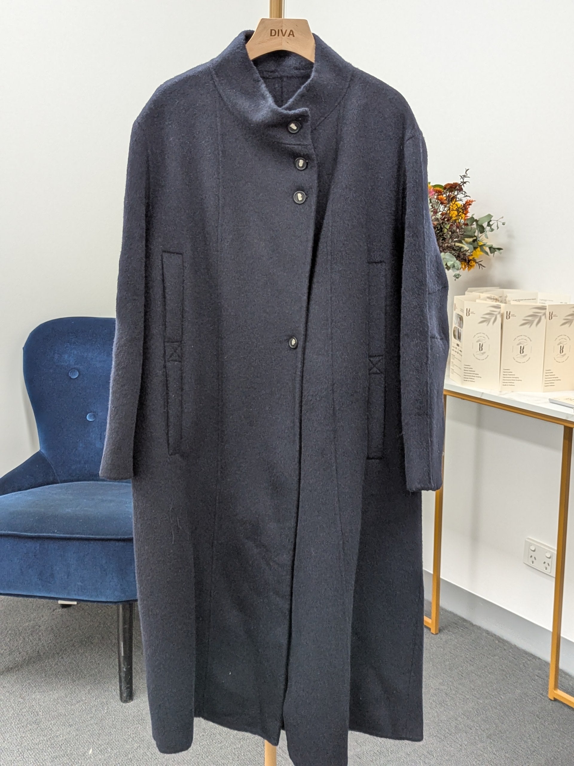 Navy Women's Pure Wool Coats Try-On Available 217 M10-14 100% Wool With Handbag