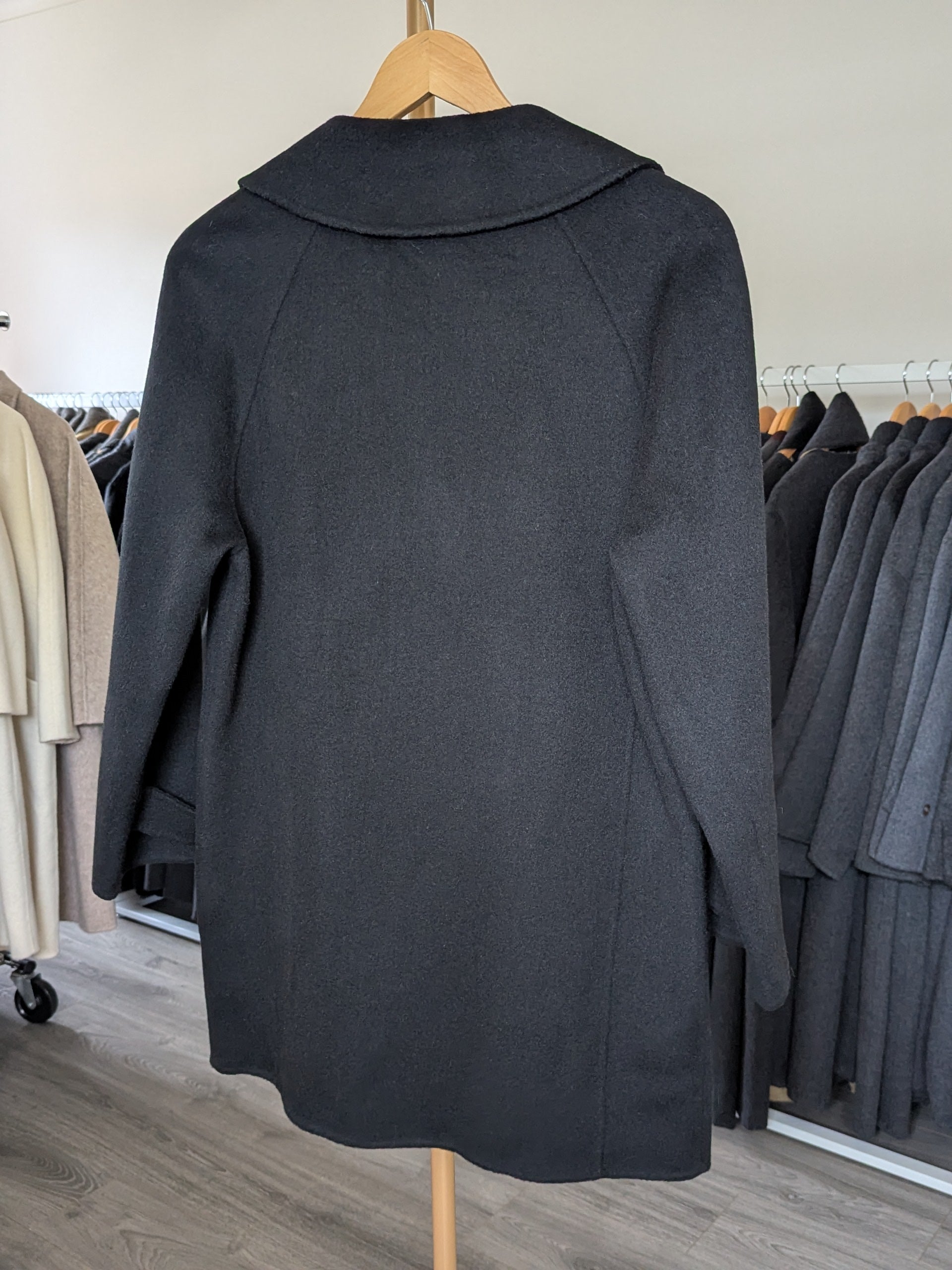 017 100% Wool Coat Black