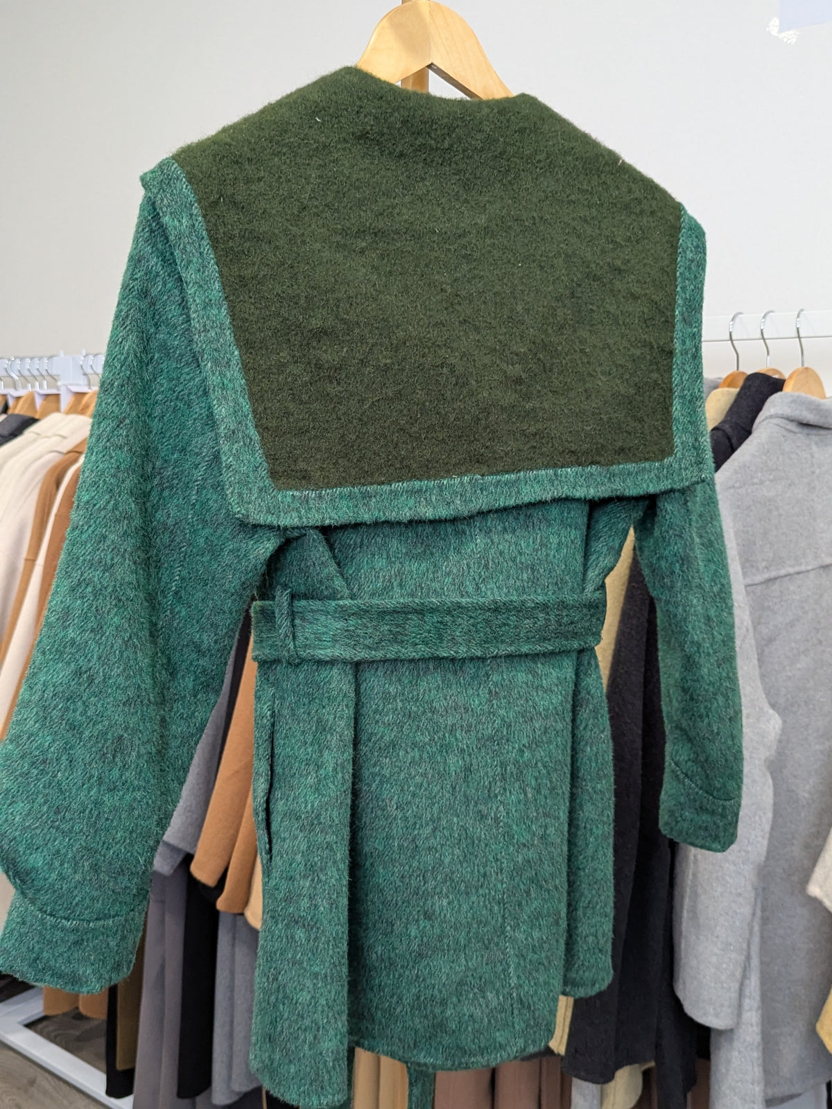 059 68% Wool Coat Green M 8-10
