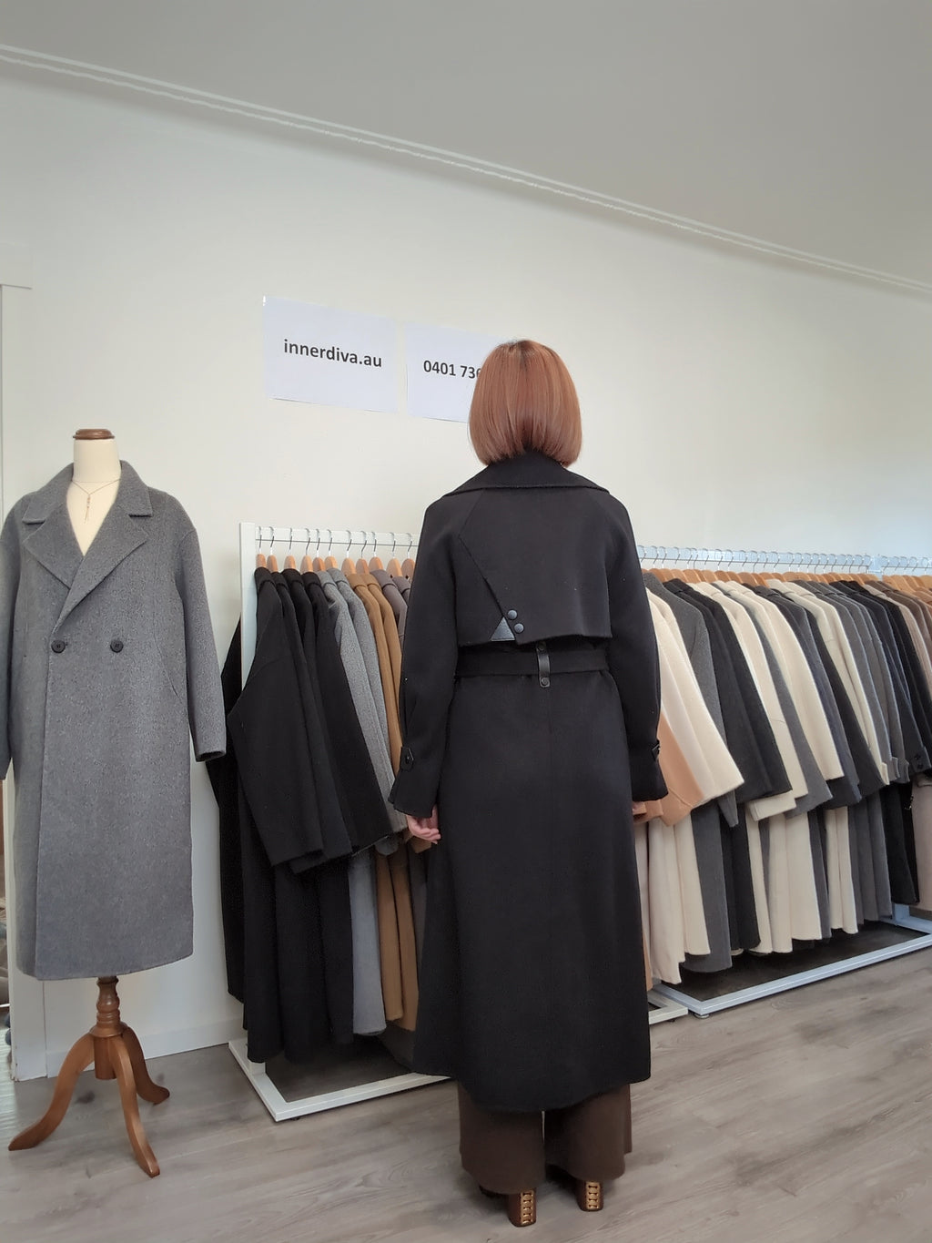 027 100% Wool Coat Black